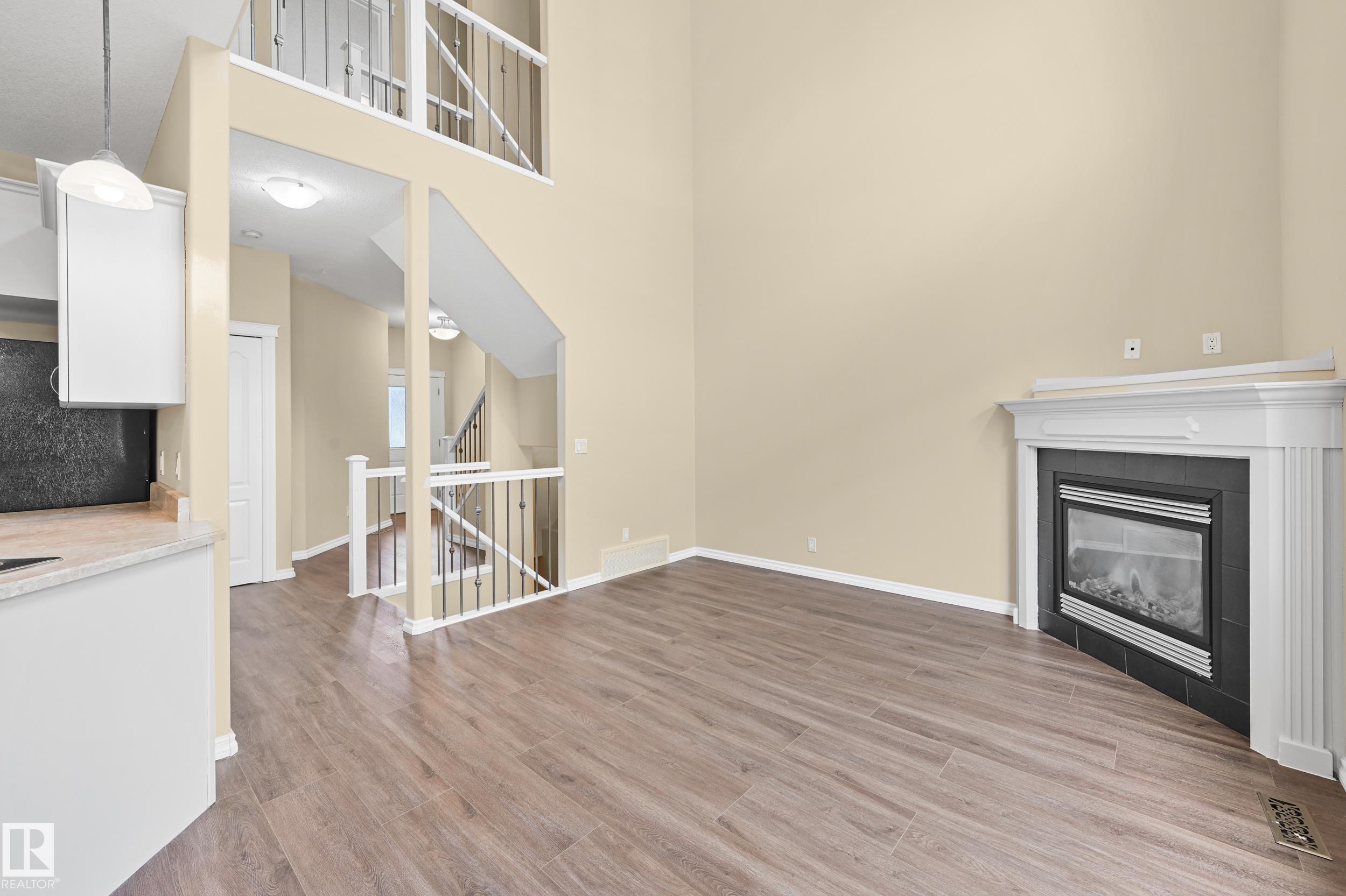 Photo 7 at 11544 11 Avenue SW, Rutherford, Edmonton