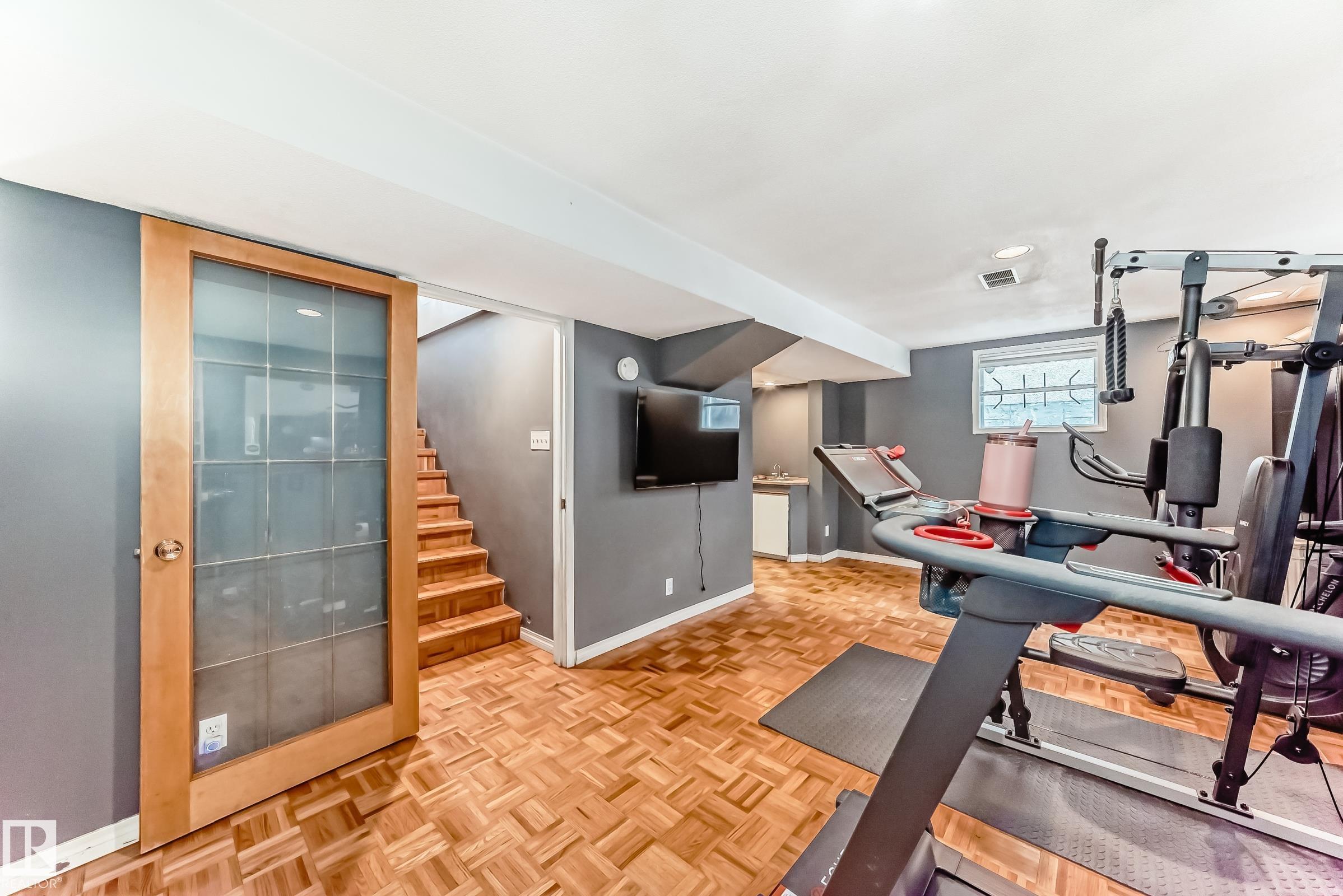 Photo 32 at 3815 115 Avenue NW, Beverly Heights, Edmonton