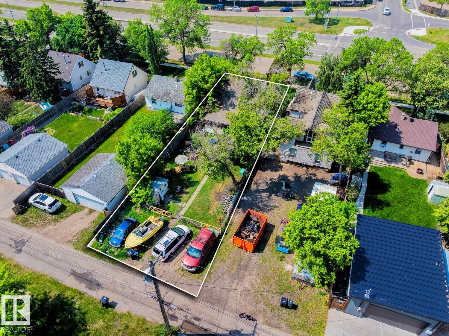 Photo 8 at 12219 107 Street NW, Westwood, Edmonton