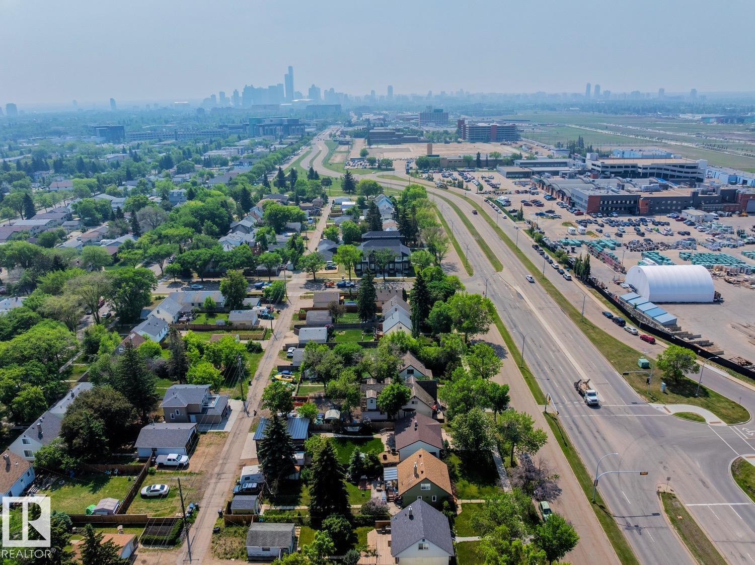 Photo 10 at 12219 107 Street NW, Westwood, Edmonton