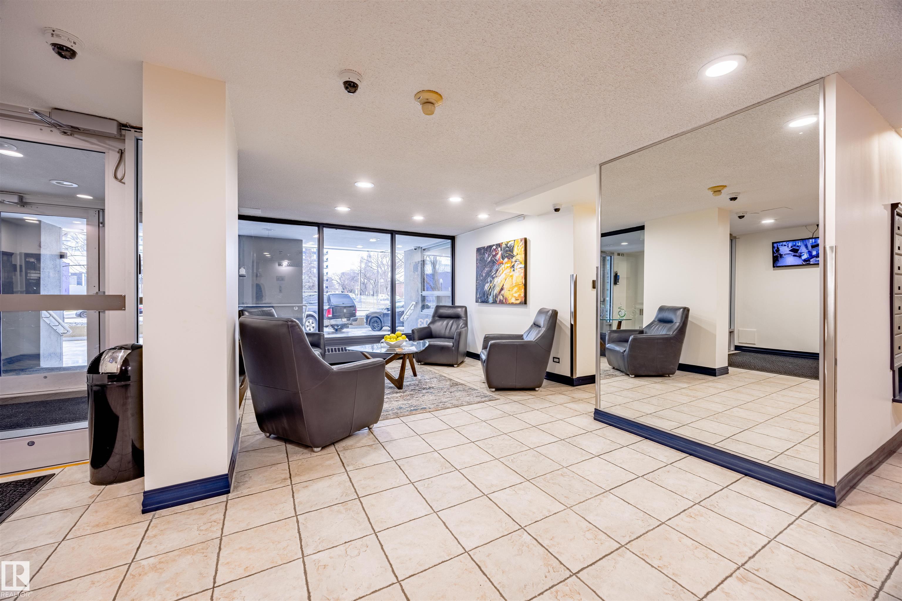 Picture for #803 12303 JASPER AV NW