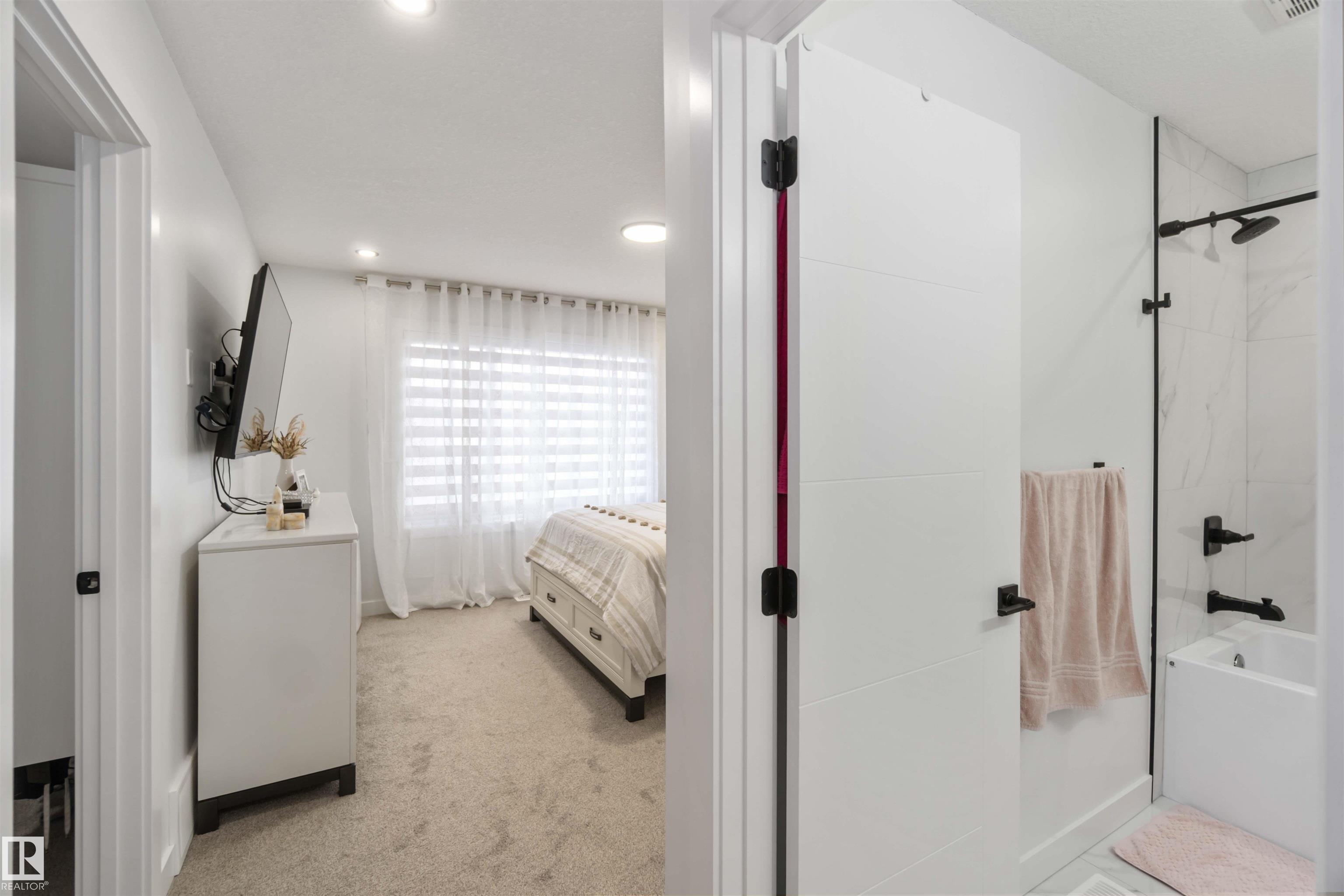 Photo 28 at 124 28 Street SW, Alces, Edmonton