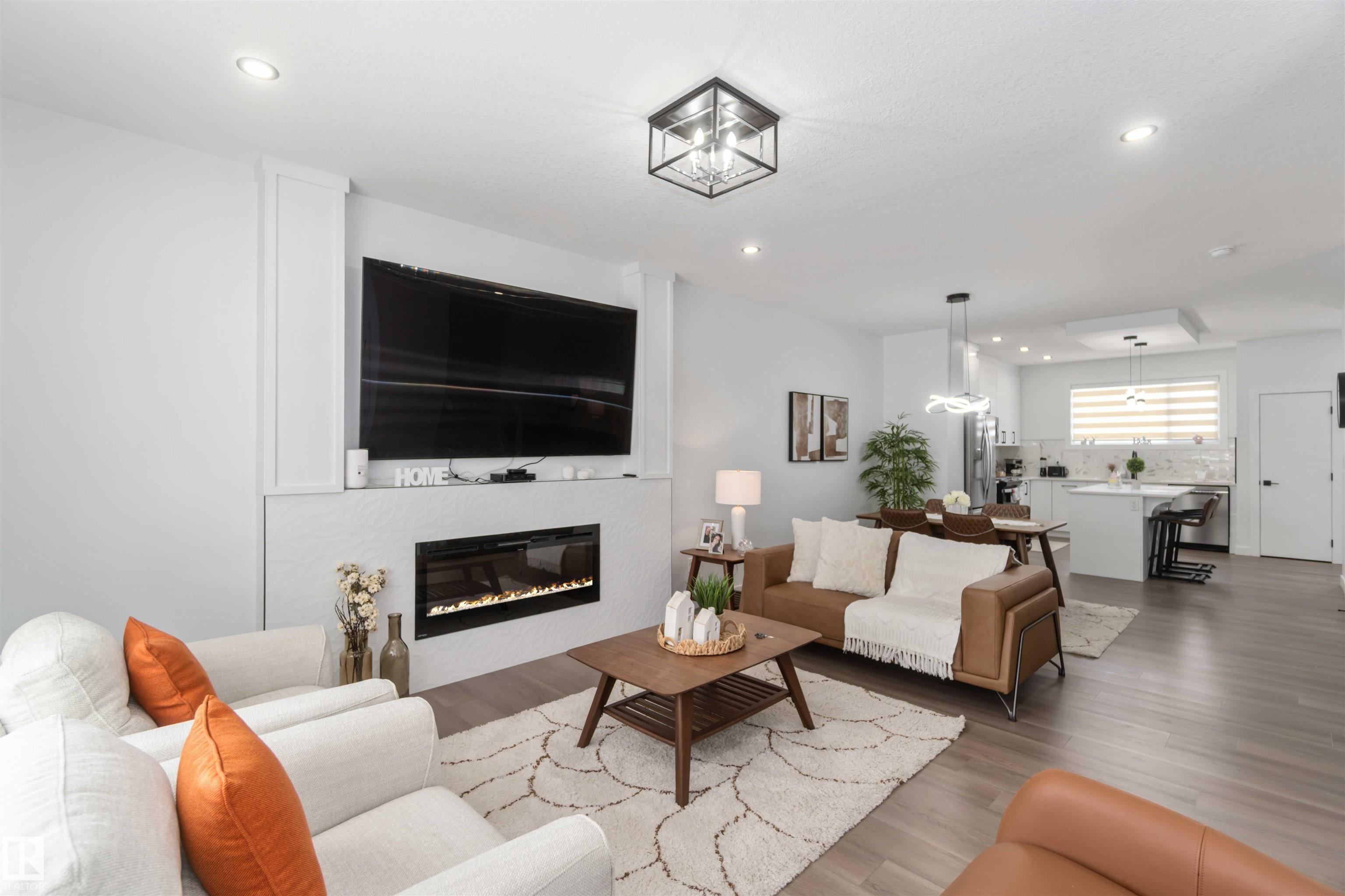 124 28 Street SW, Alces, Edmonton