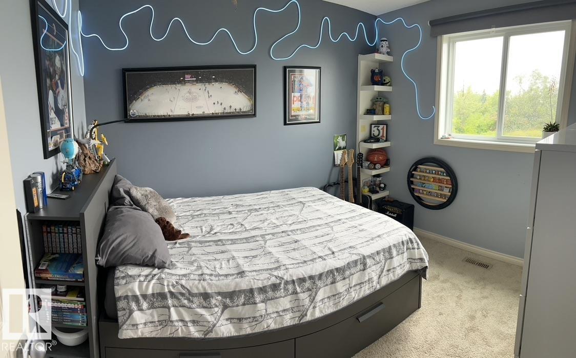 Photo 24 at 5112 159 Avenue NW, Hollick-Kenyon, Edmonton