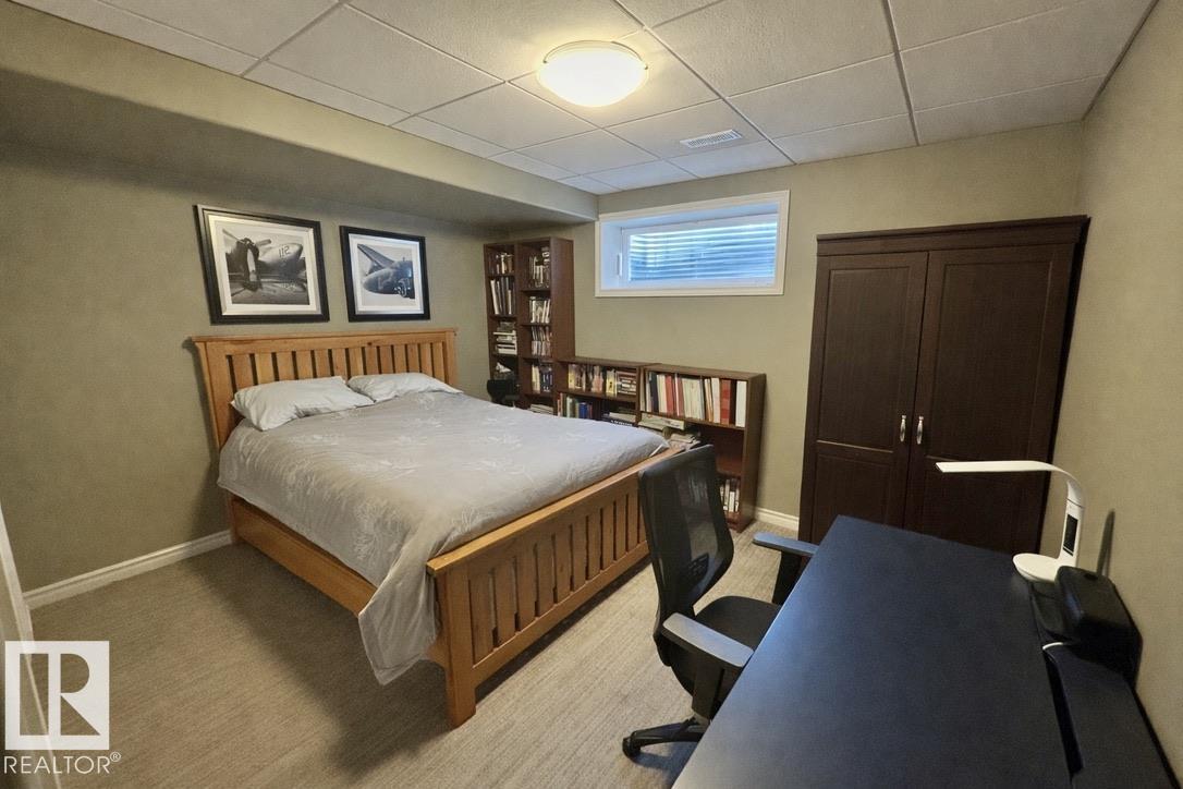 Photo 27 at 5112 159 Avenue NW, Hollick-Kenyon, Edmonton