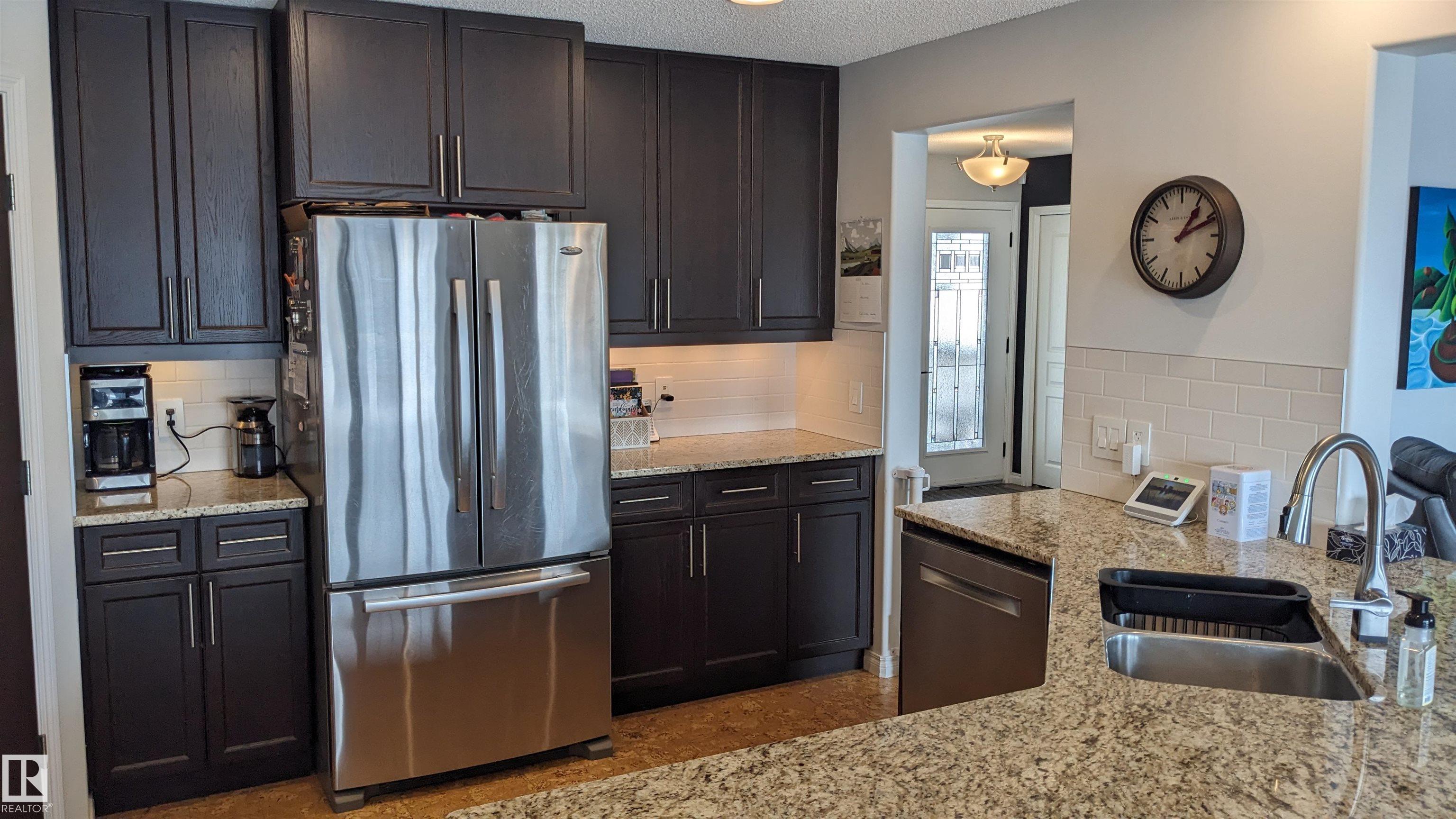 Photo 6 at 5112 159 Avenue NW, Hollick-Kenyon, Edmonton