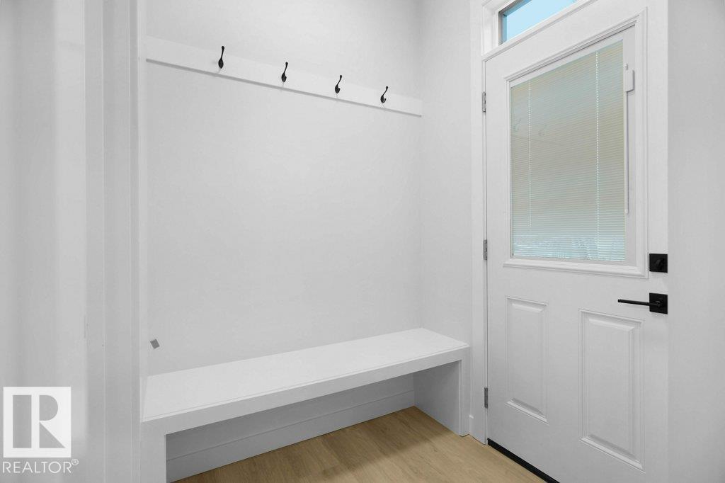 Photo 12 at 10663 61 Avenue NW, Pleasantview, Edmonton