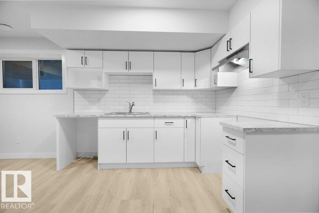 Photo 32 at 10663 61 Avenue NW, Pleasantview, Edmonton