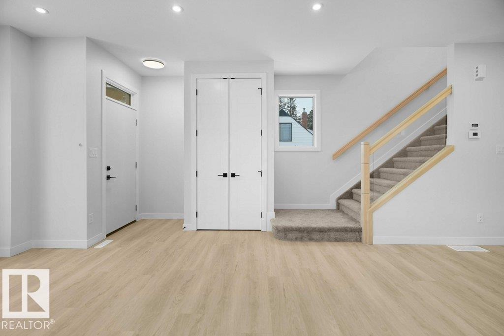 10663 61 Avenue NW, Pleasantview, Edmonton