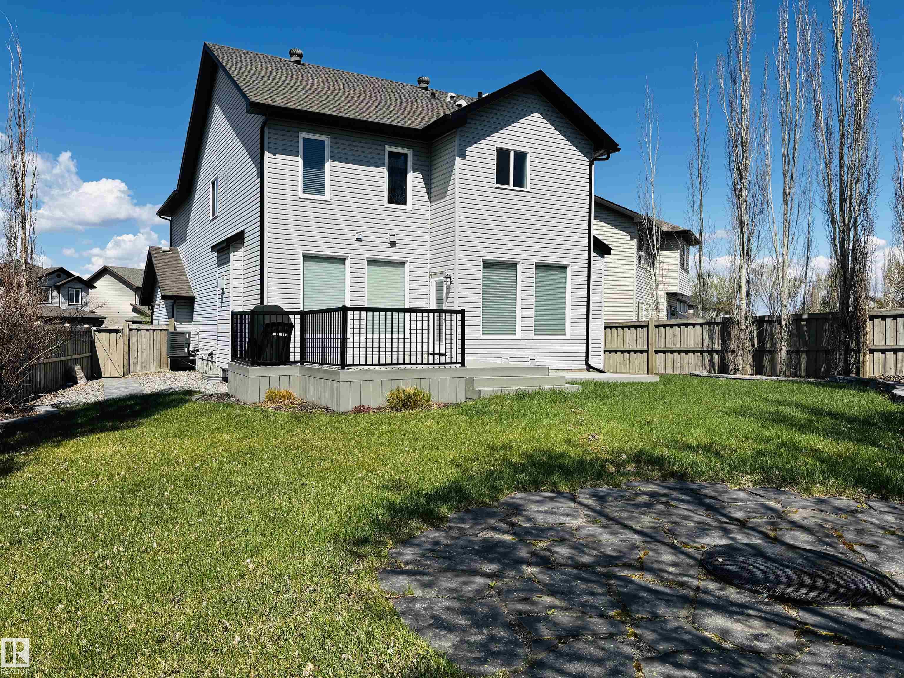 https://zimg.paragon.ice.com/ParagonImages/Property/PM/RAE/225391459/28/0/0/bbbe59dd690186ac39ee8b641dcc5b8a/1/91c780935a1caa366d9cb94f77f8f096/225391459-ebbbad73-8543-44c1-a4ea-9283915daa32.JPG