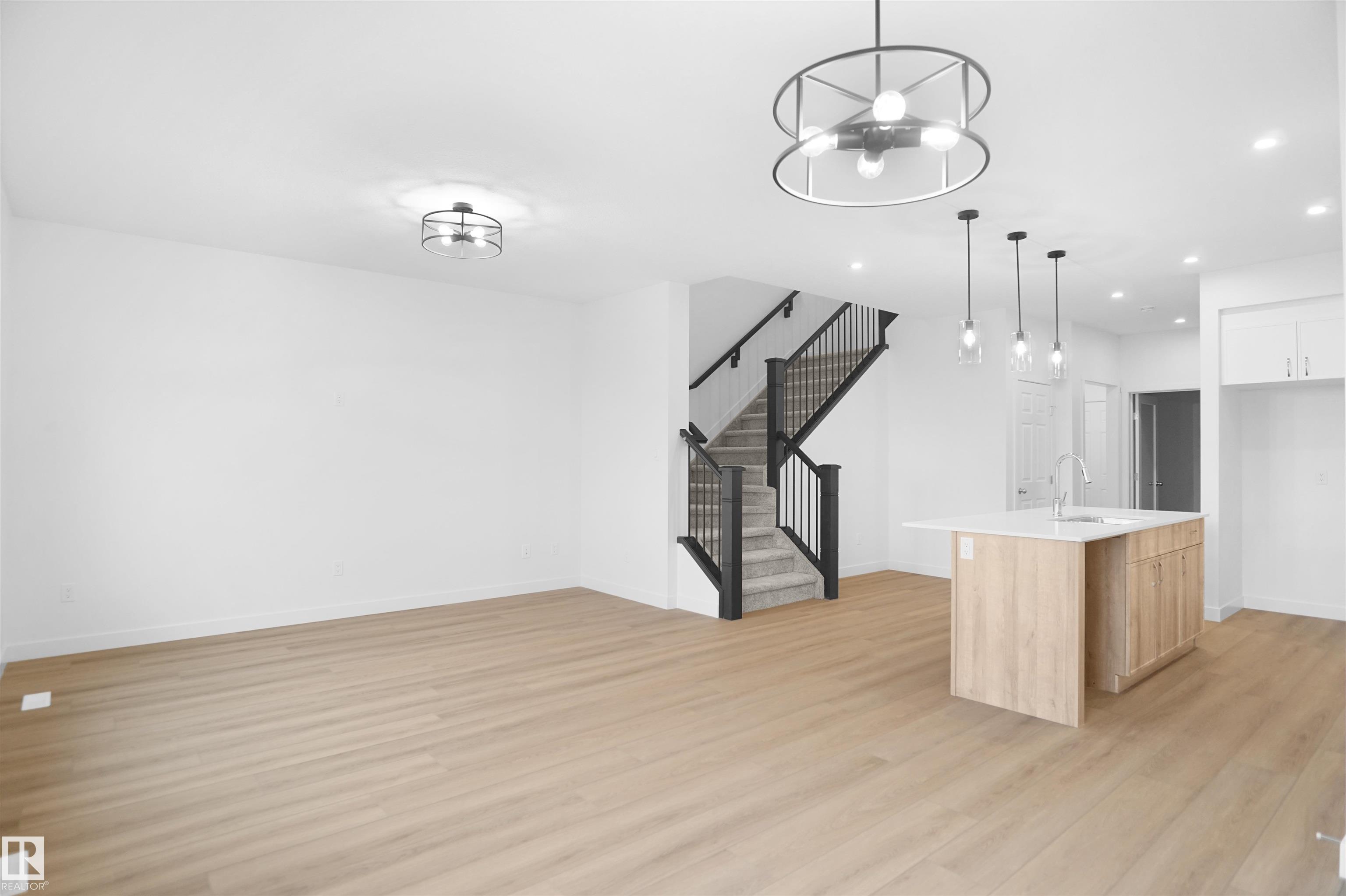 19446 22a Avenue NW, River's Edge, Edmonton