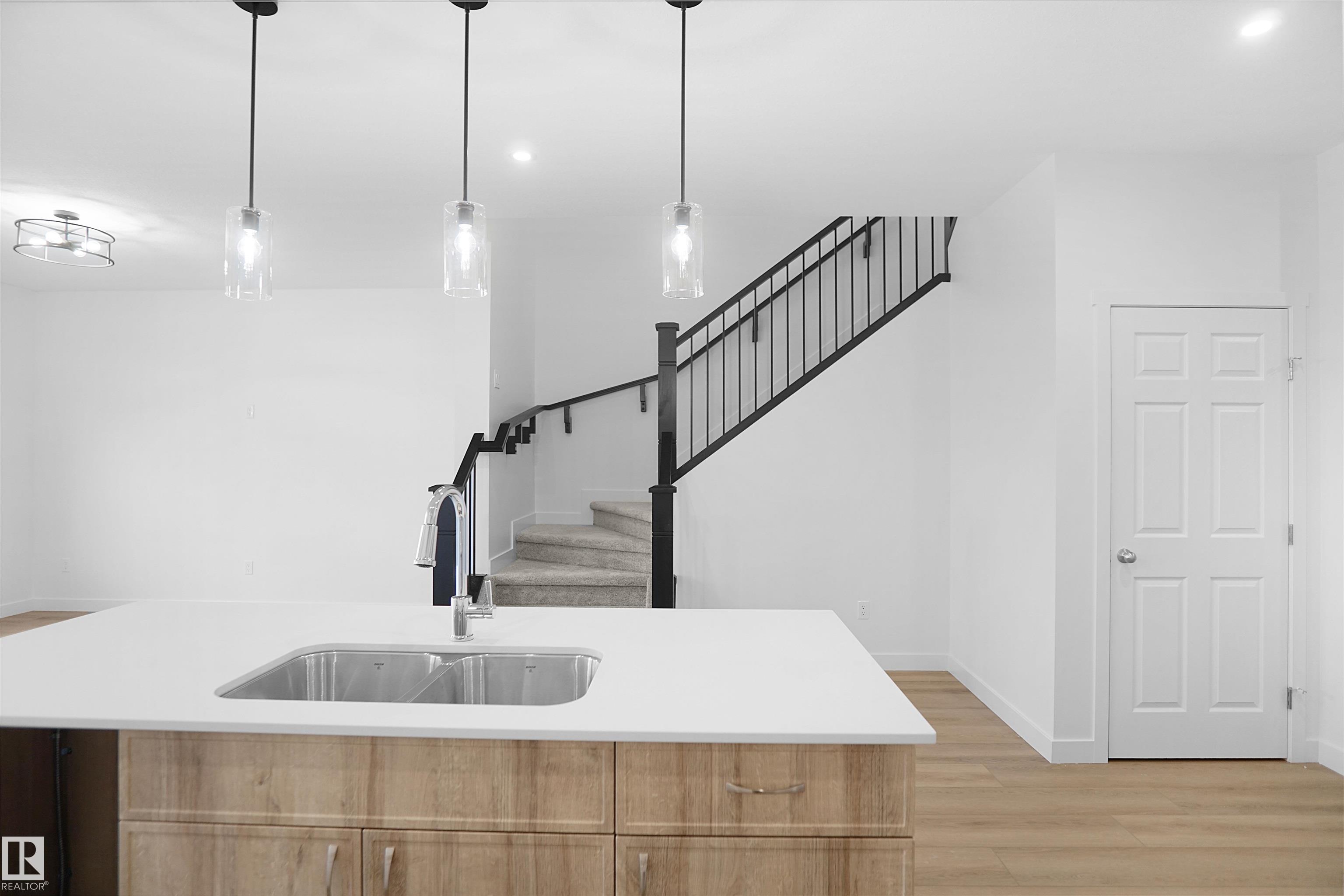 Photo 6 at 19446 22a Avenue NW, River's Edge, Edmonton