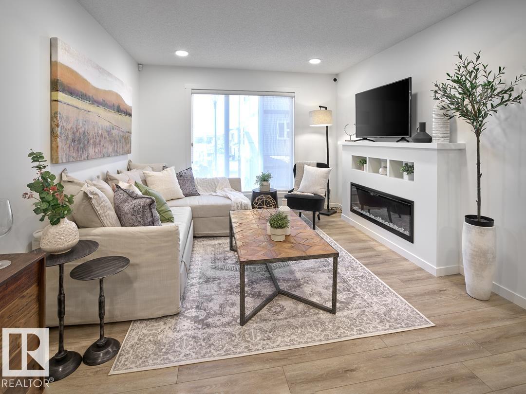 18738 18 Avenue NW, River's Edge, Edmonton