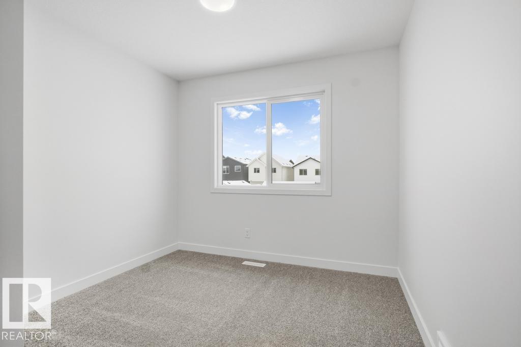 Photo 11 at 3763 Erlanger Drive NW, Edgemont, Edmonton