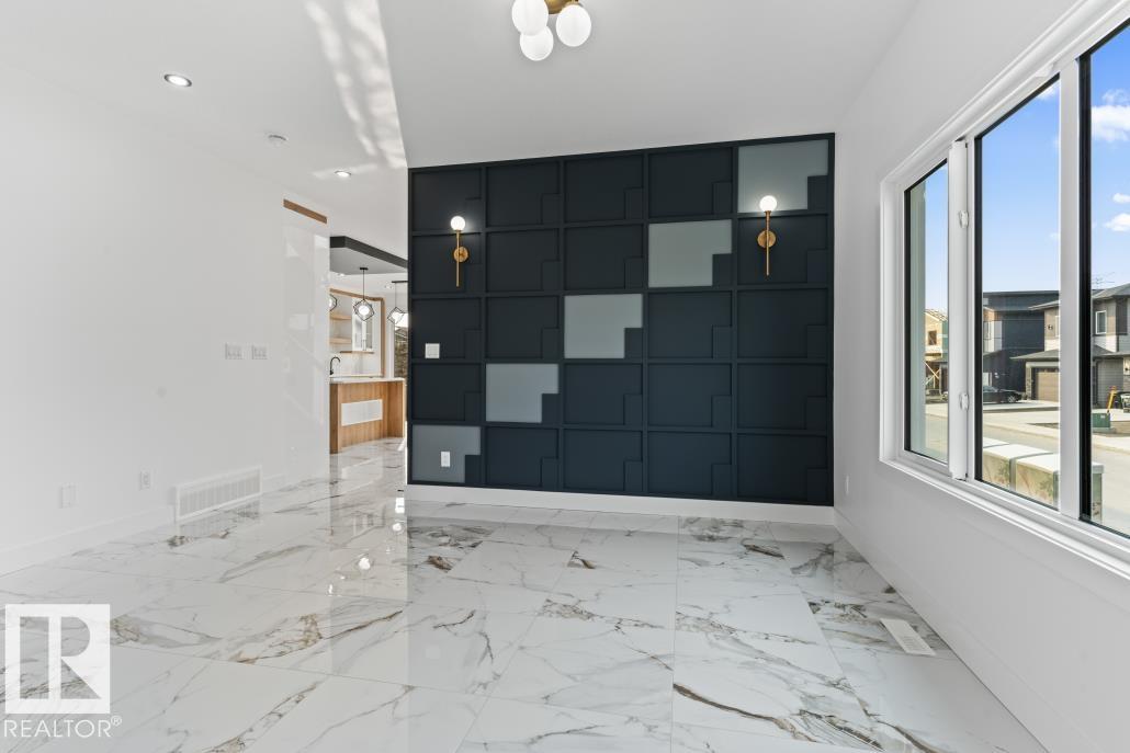 Photo 12 at 18719 130 Street NW, Goodridge Corners, Edmonton