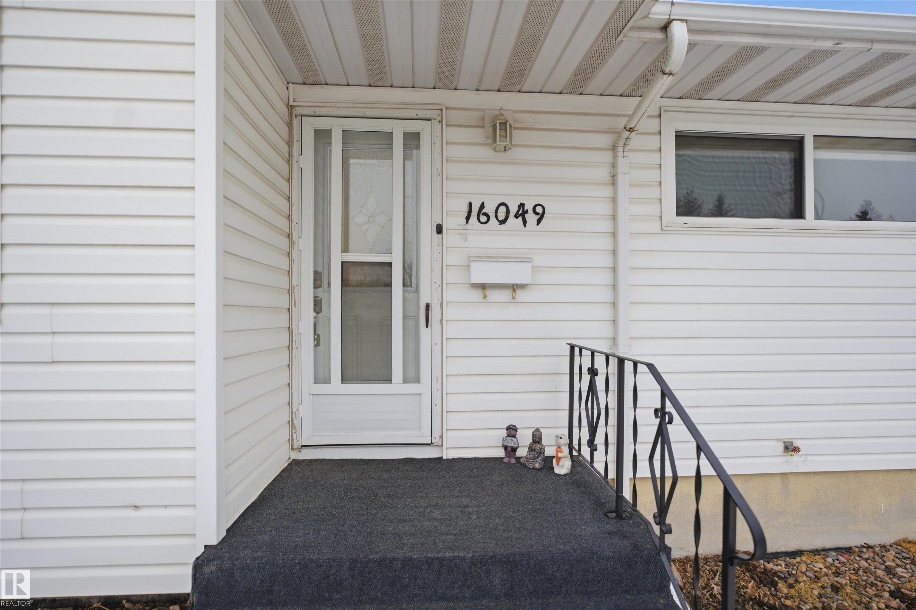16049 95 Avenue NW, Meadowlark Park, Edmonton