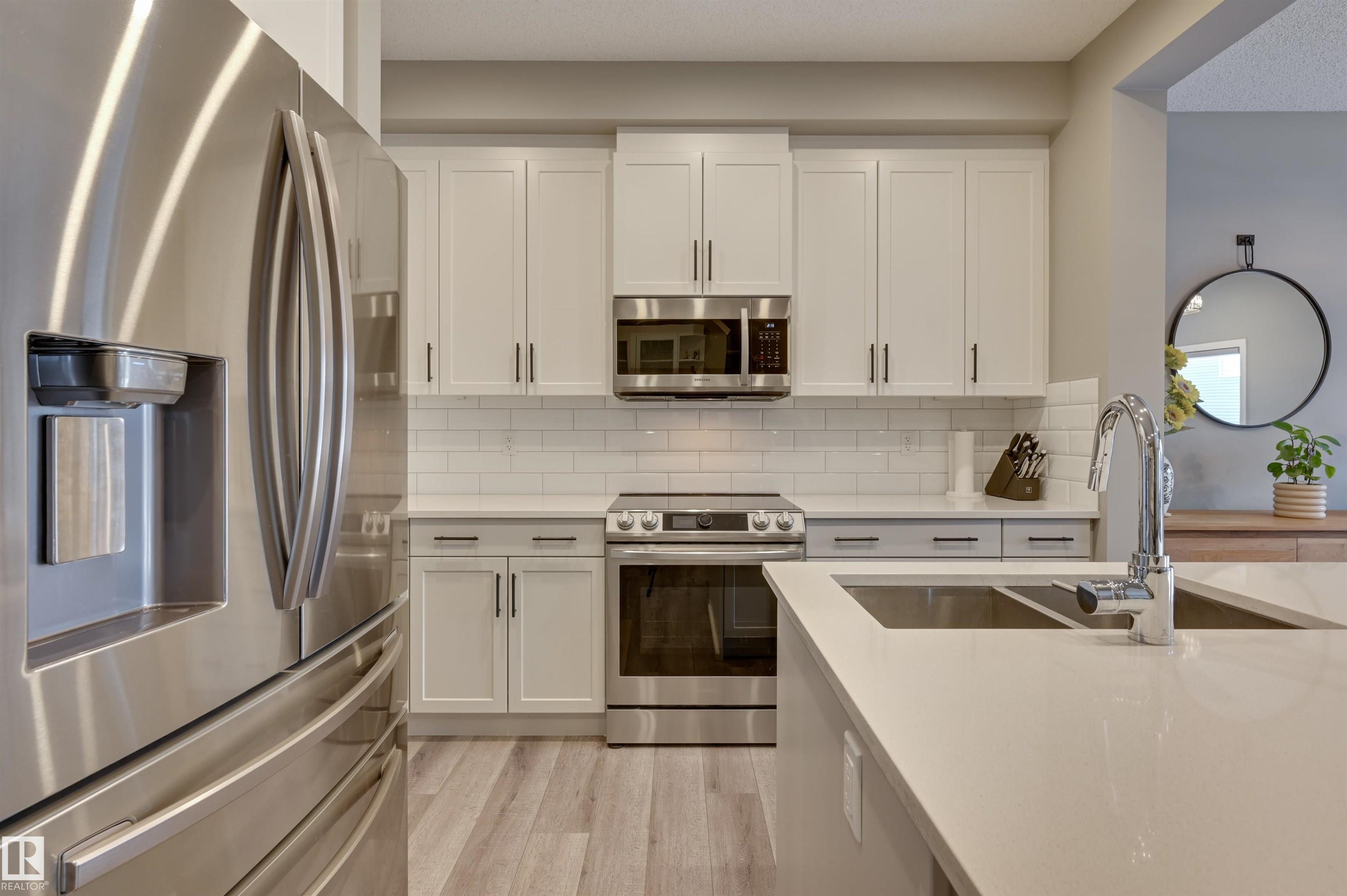 Photo 10 at 5158 Lark Crescent NW, Kinglet Gardens, Edmonton