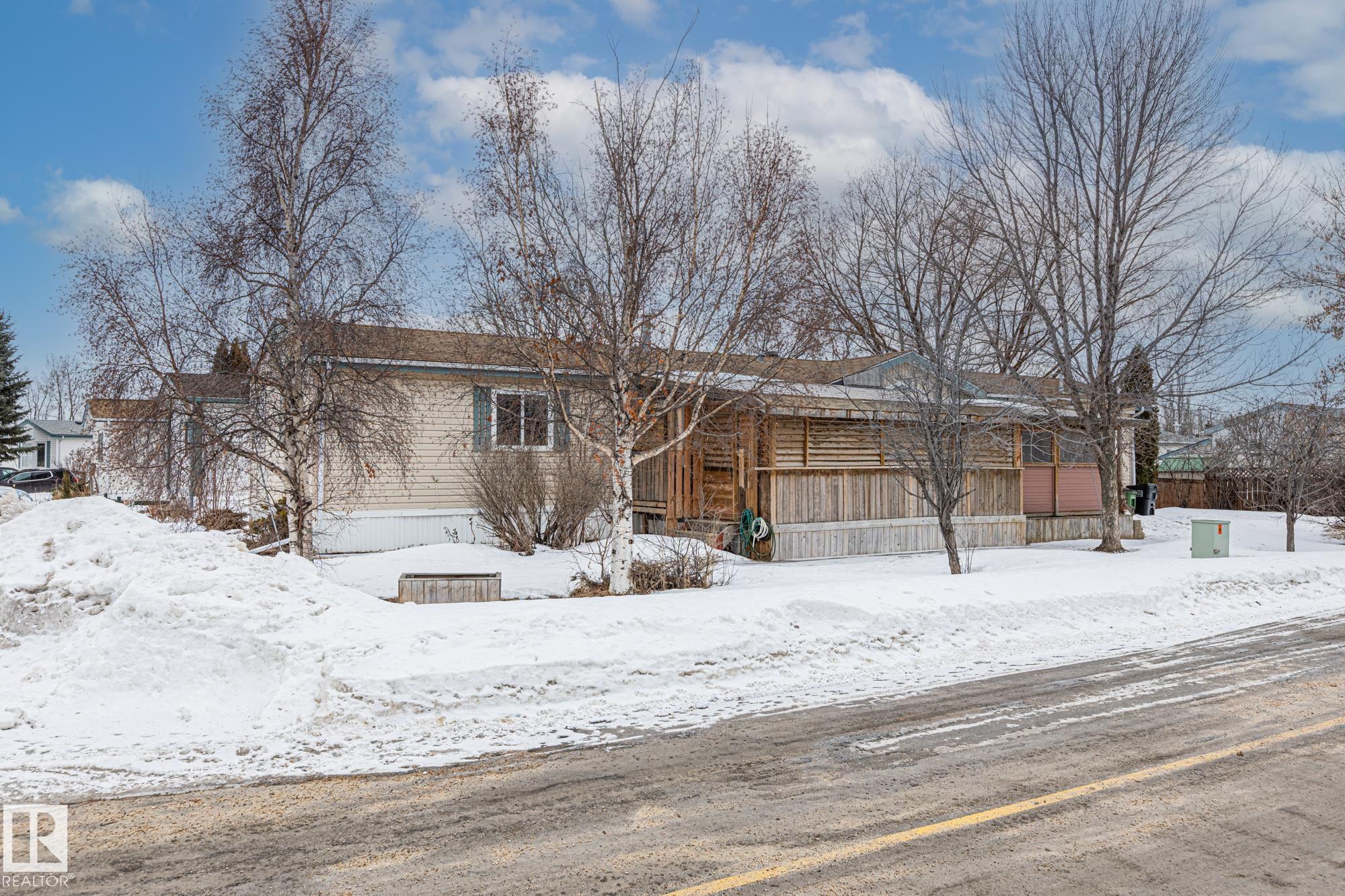 Picture for 2863 lakeside close NW