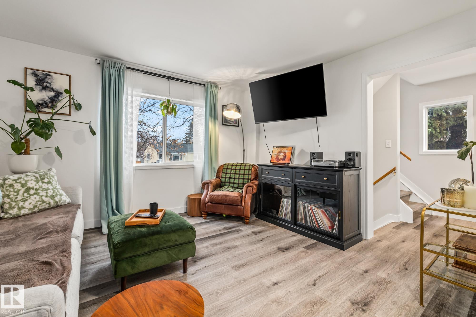 Picture for 9321 92 ST NW