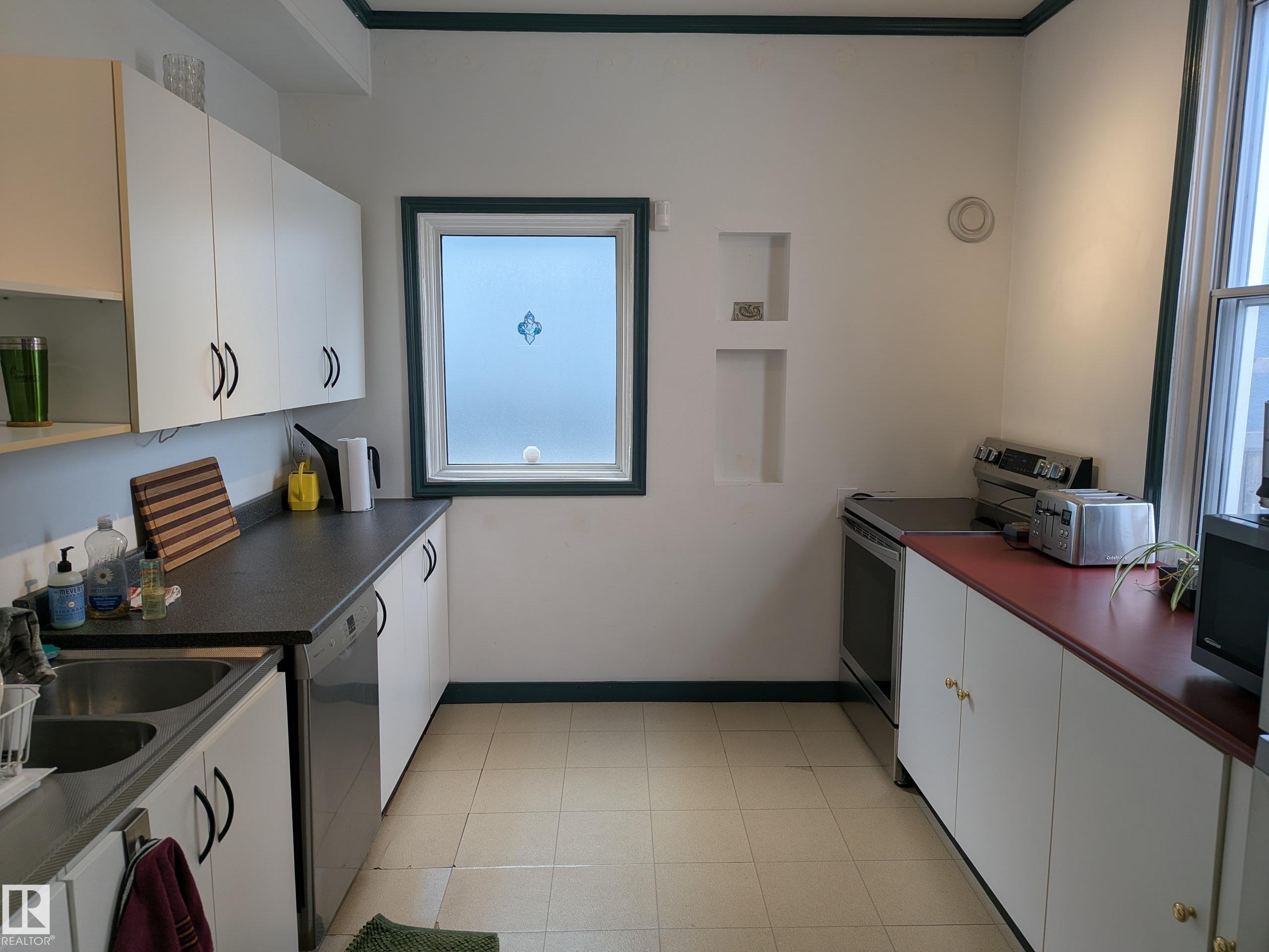 Photo 14 at 8416 104 Street NW, Strathcona, Edmonton