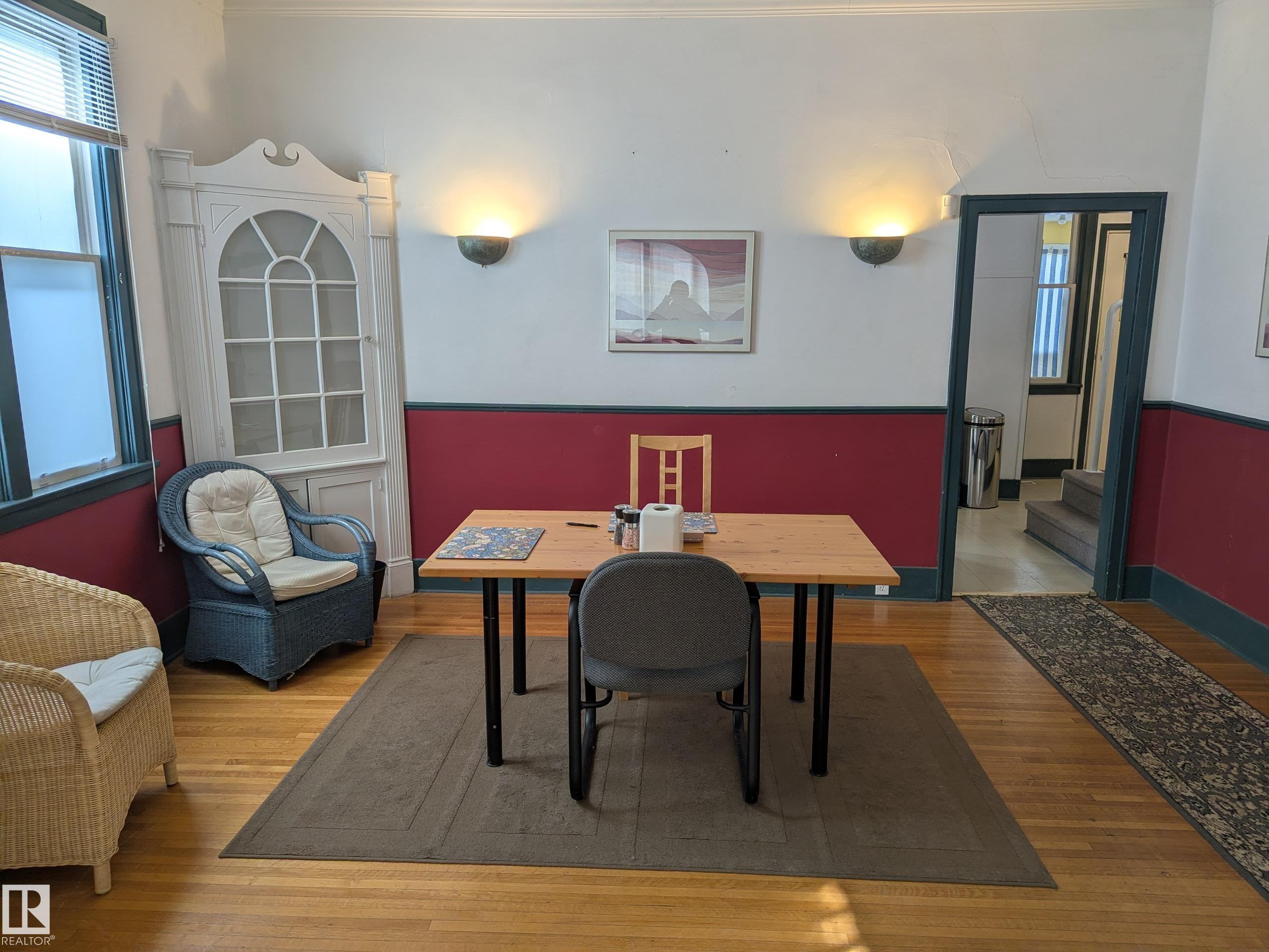 8416 104 Street NW, Strathcona, Edmonton