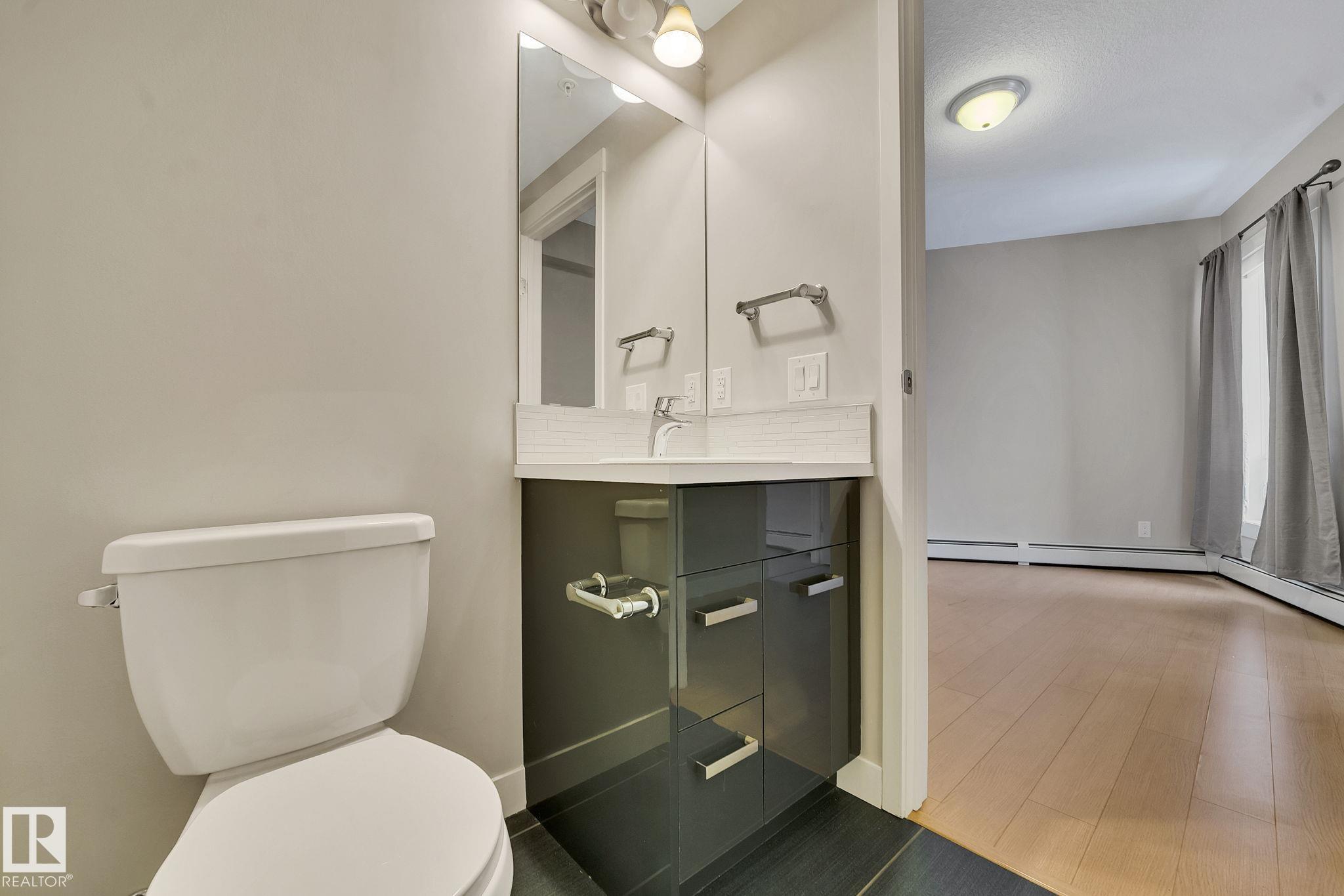 Photo 17 at 2107 - 10410 102 Avenue NW, Downtown, Edmonton