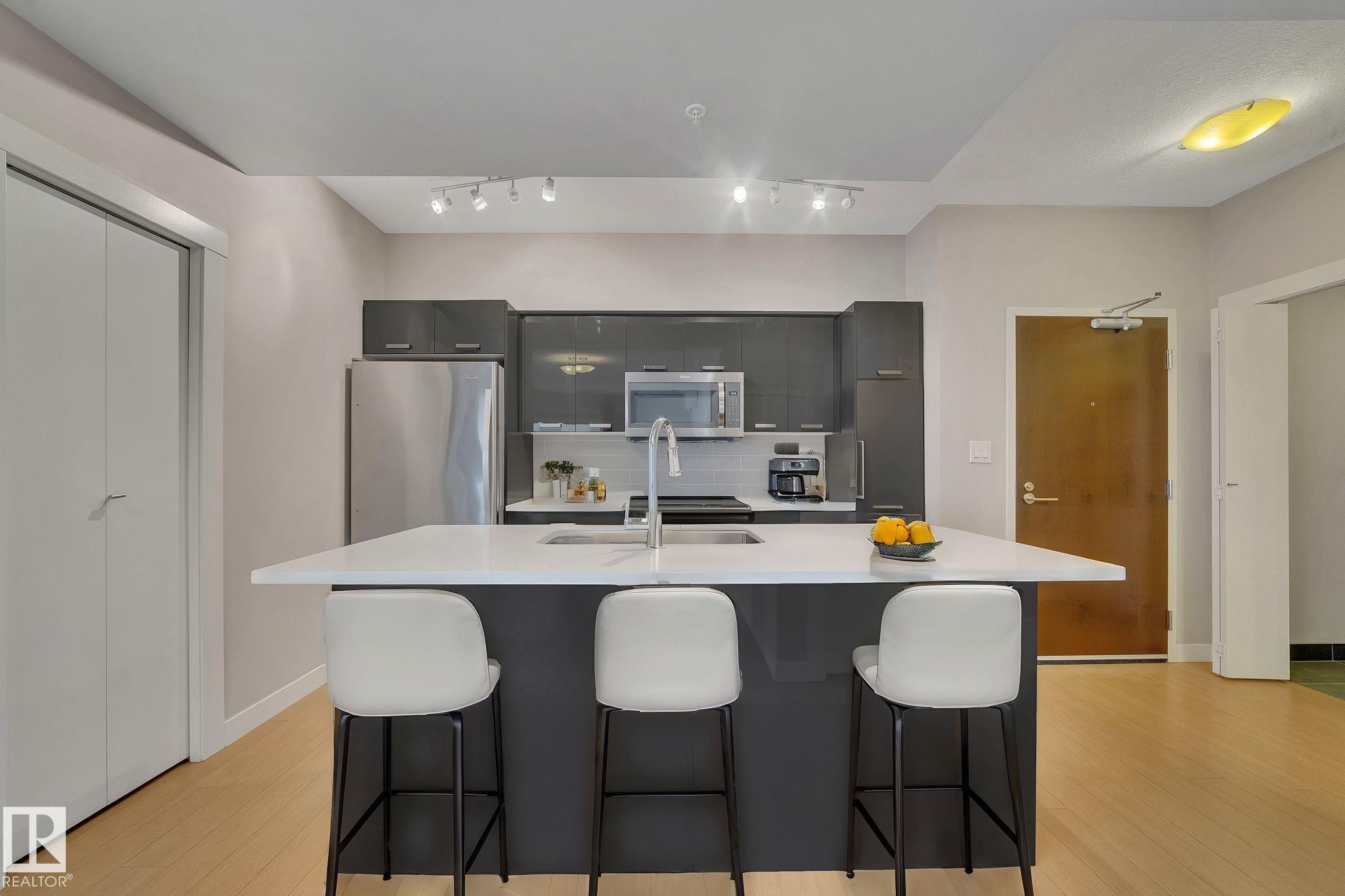 2107 - 10410 102 Avenue NW, Downtown, Edmonton