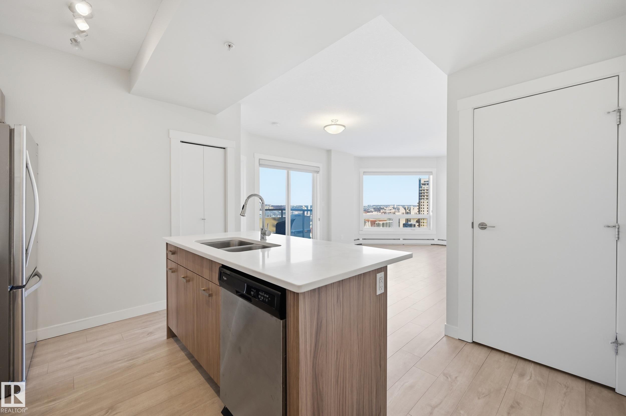 Photo 6 at 1206 - 10410 102 Avenue NW, Downtown, Edmonton