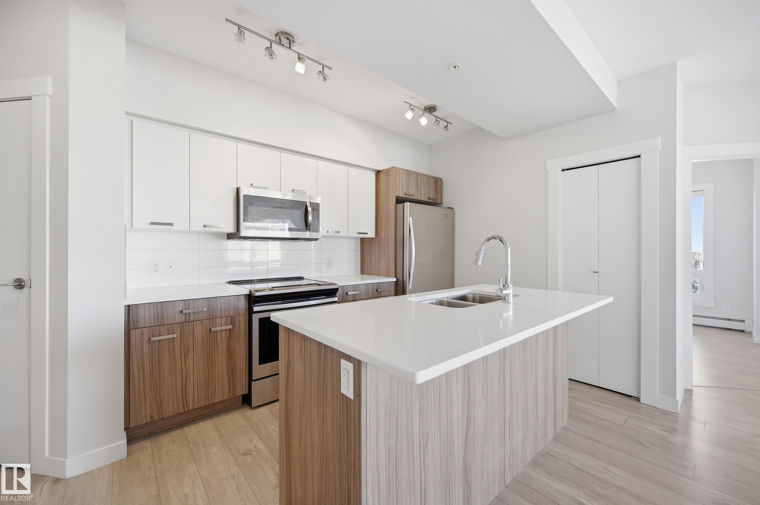 Photo 7 at 1206 - 10410 102 Avenue NW, Downtown, Edmonton