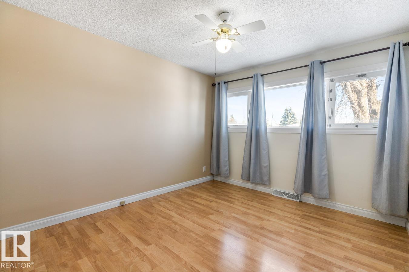 Photo 18 at 7324 77 Street NW, Avonmore, Edmonton