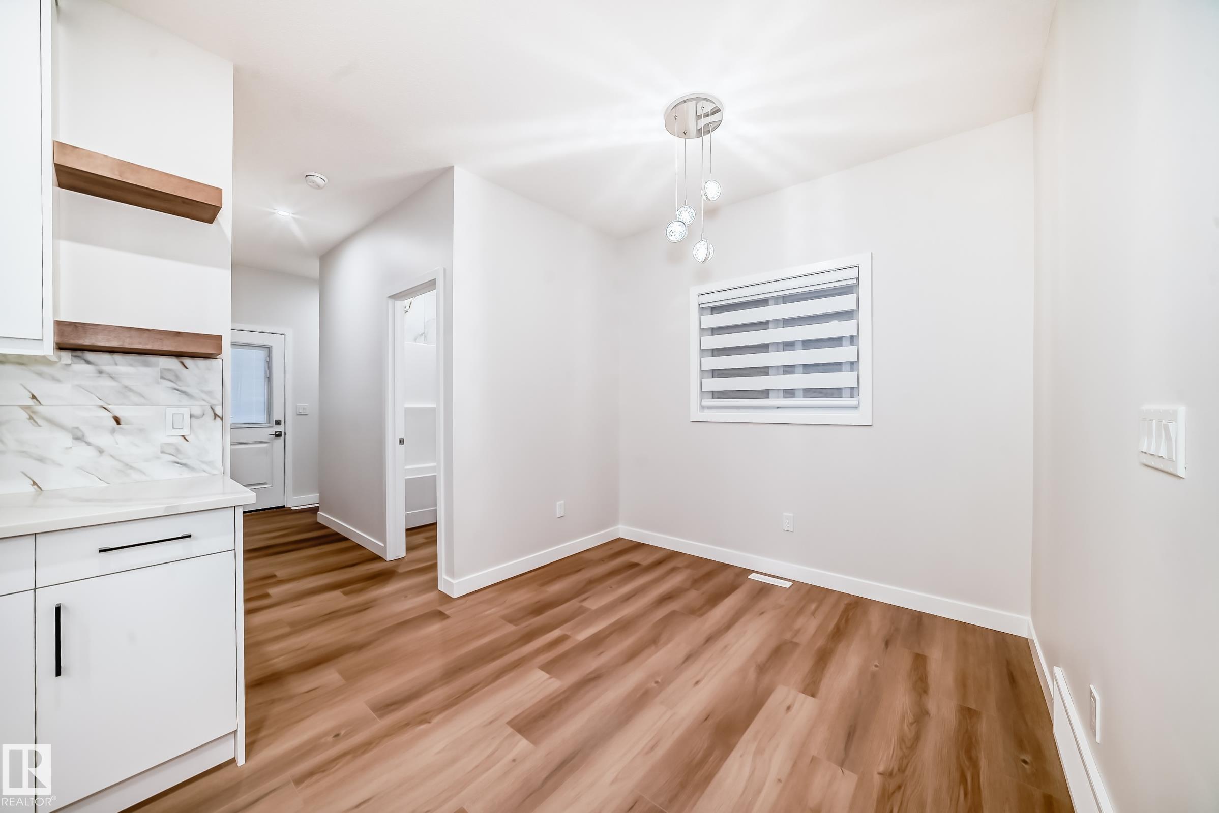 Photo 4 at 28 Westwyck Link, Fenwyck, Spruce Grove