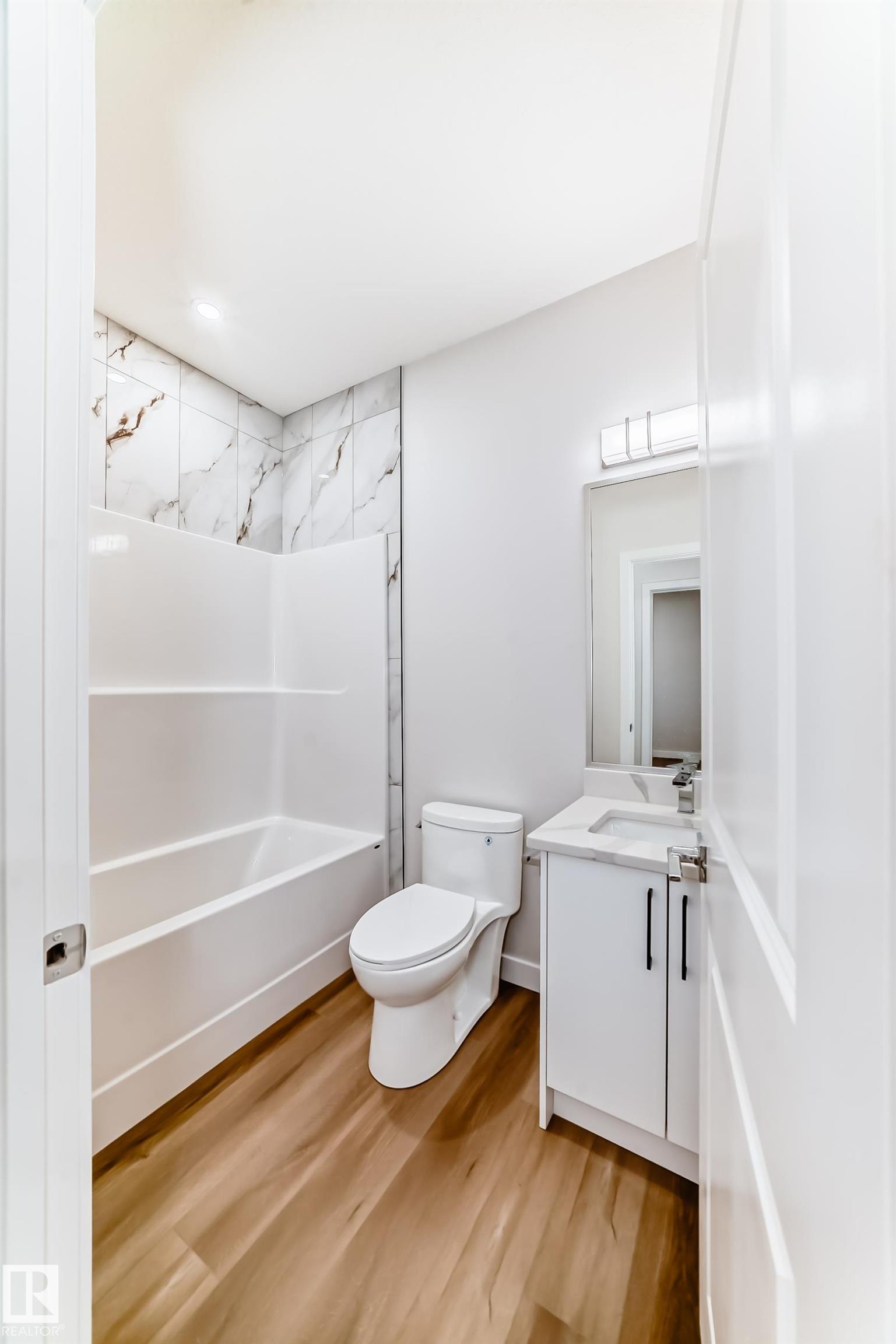 Photo 38 at 28 Westwyck Link, Fenwyck, Spruce Grove