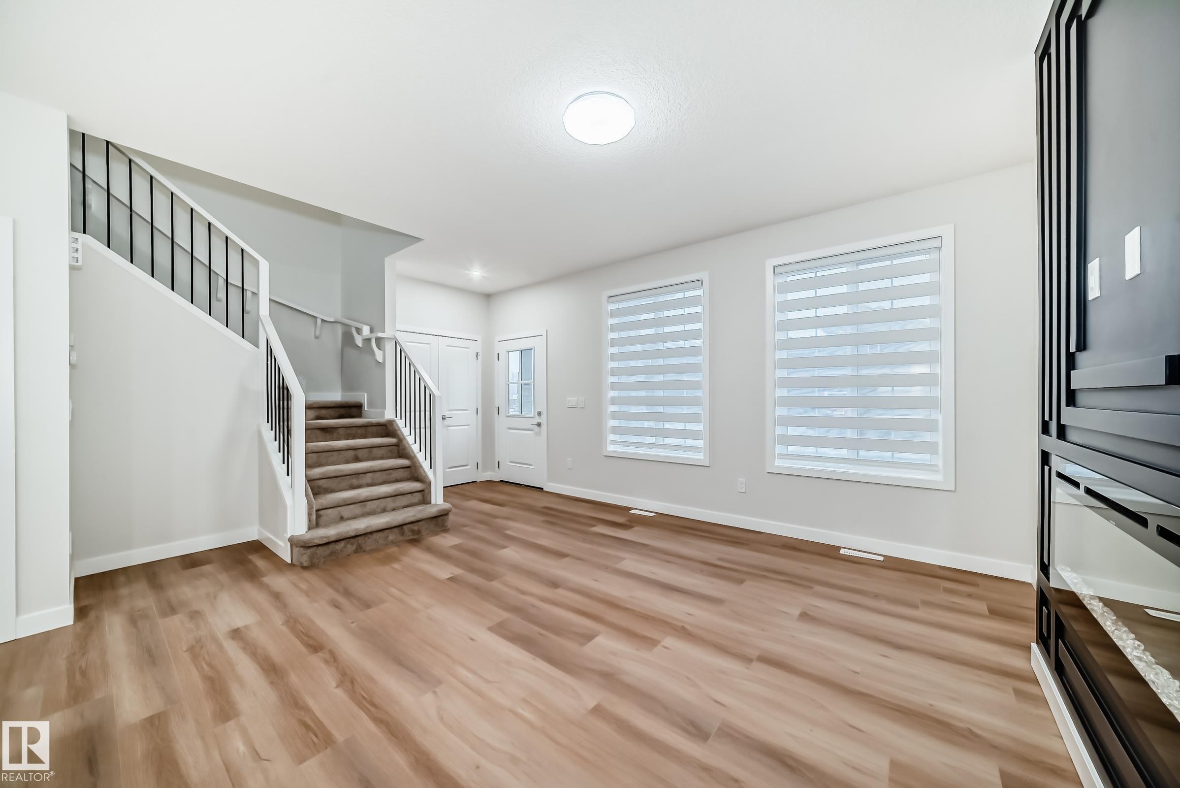 Photo 6 at 28 Westwyck Link, Fenwyck, Spruce Grove