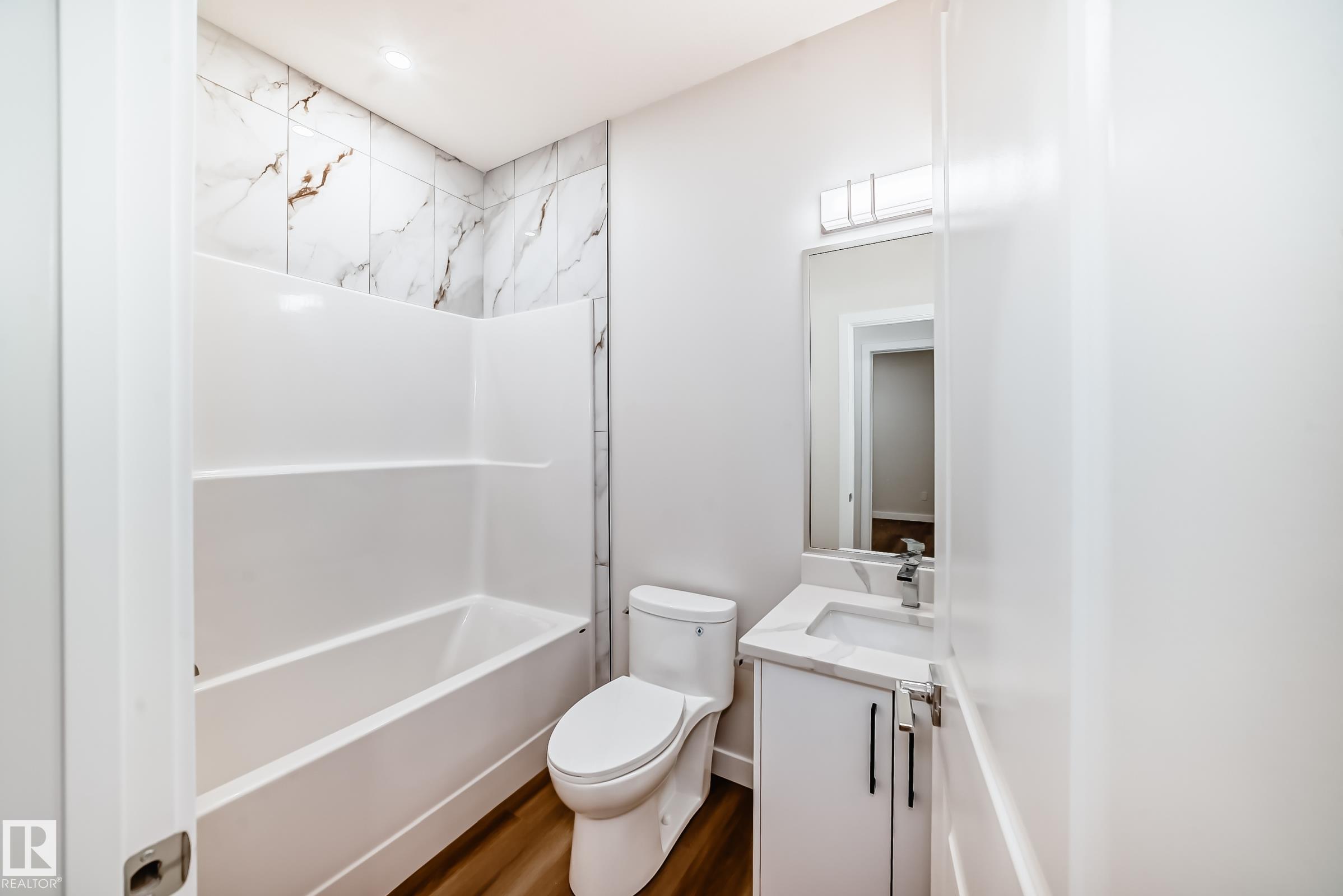 Photo 7 at 28 Westwyck Link, Fenwyck, Spruce Grove