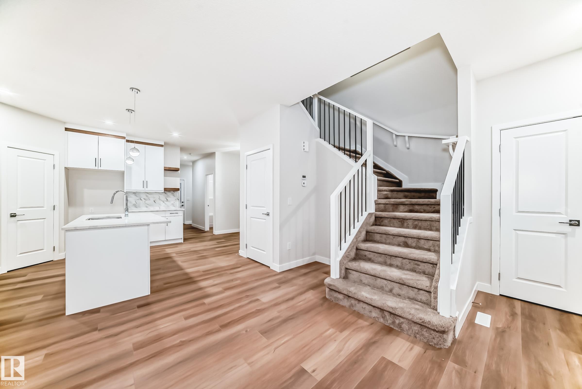 Photo 9 at 28 Westwyck Link, Fenwyck, Spruce Grove