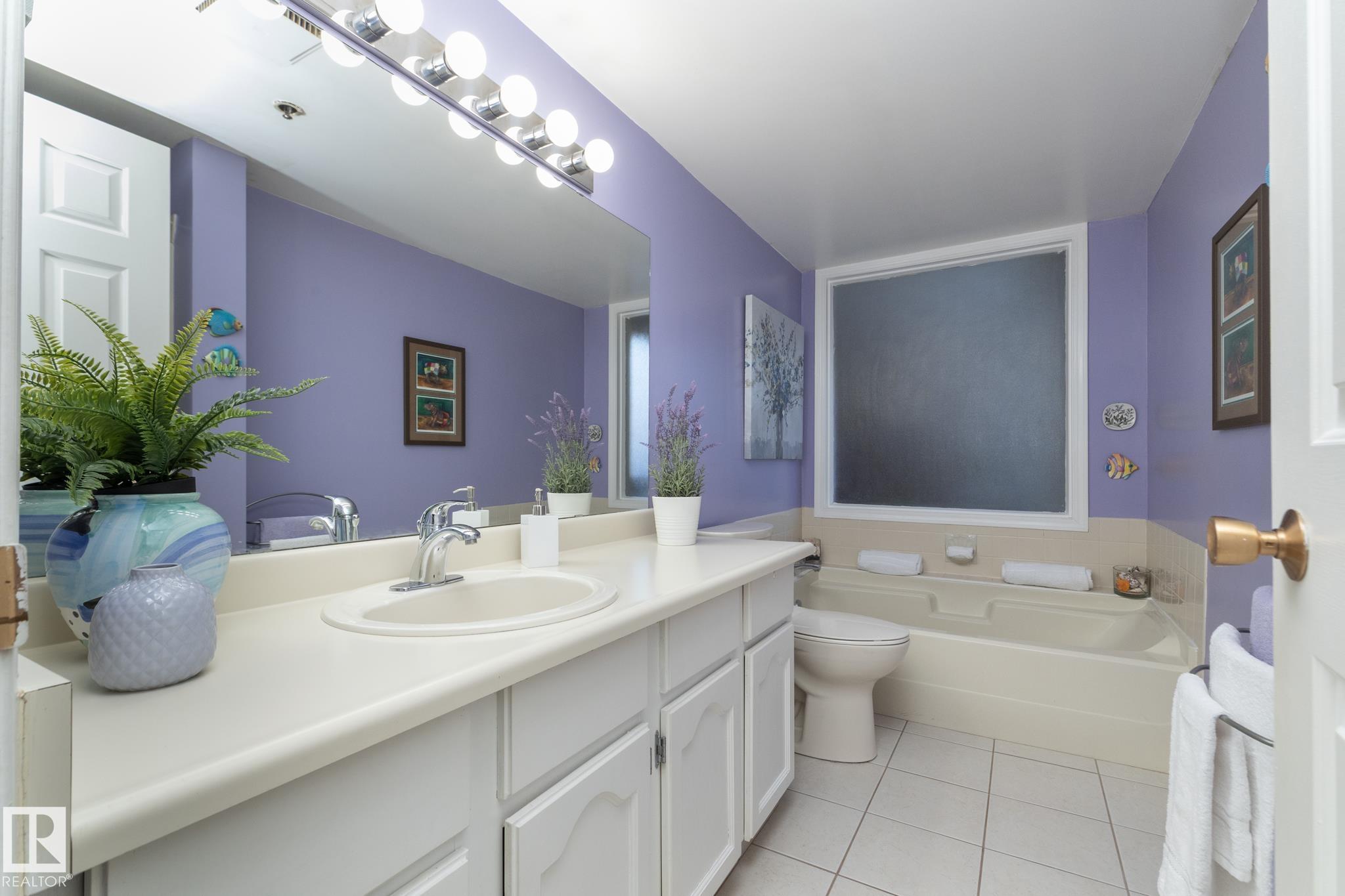 Photo 22 at 203 - 10171 119 Street NW, Wîhkwêntôwin, Edmonton