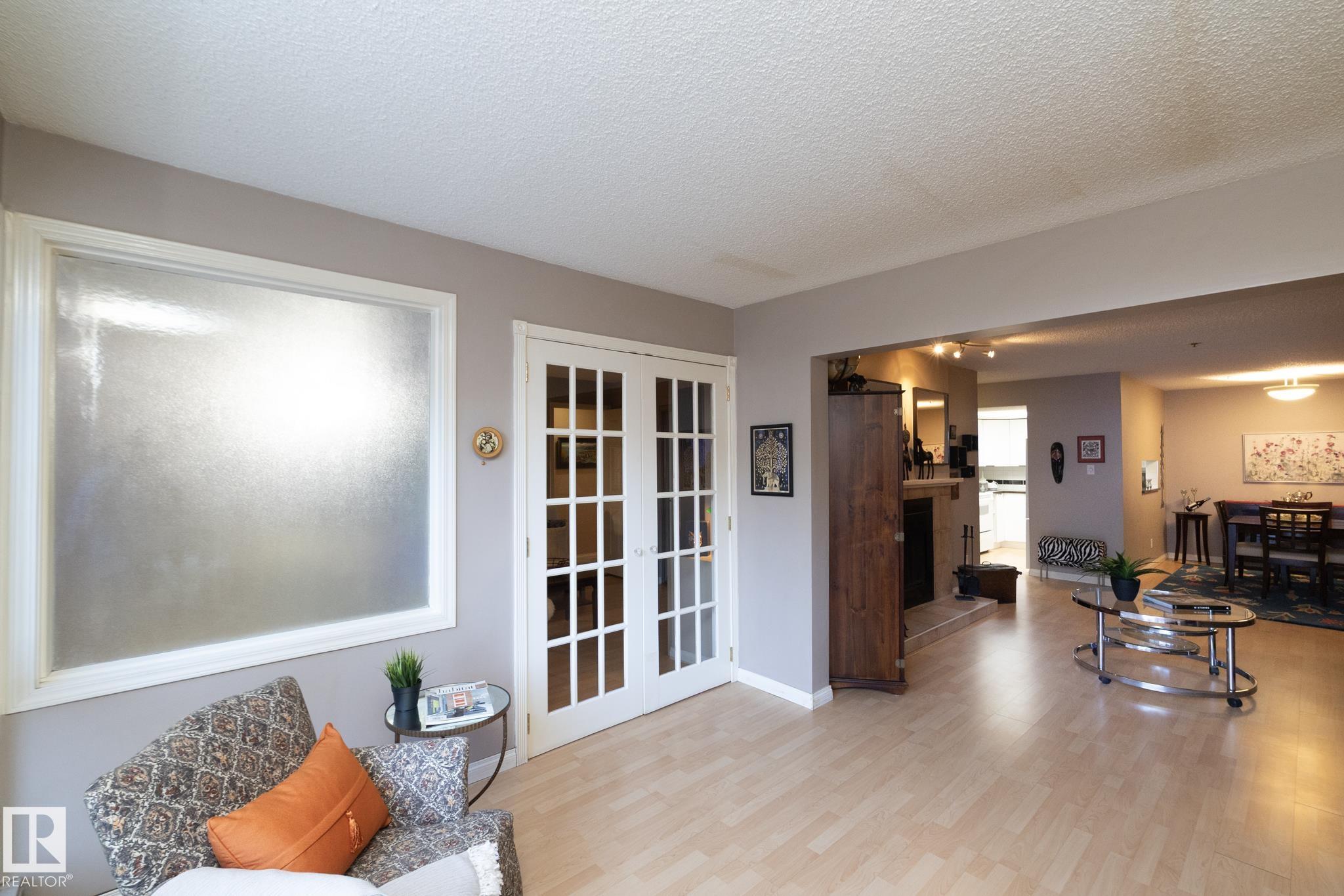 Photo 8 at 203 - 10171 119 Street NW, Wîhkwêntôwin, Edmonton