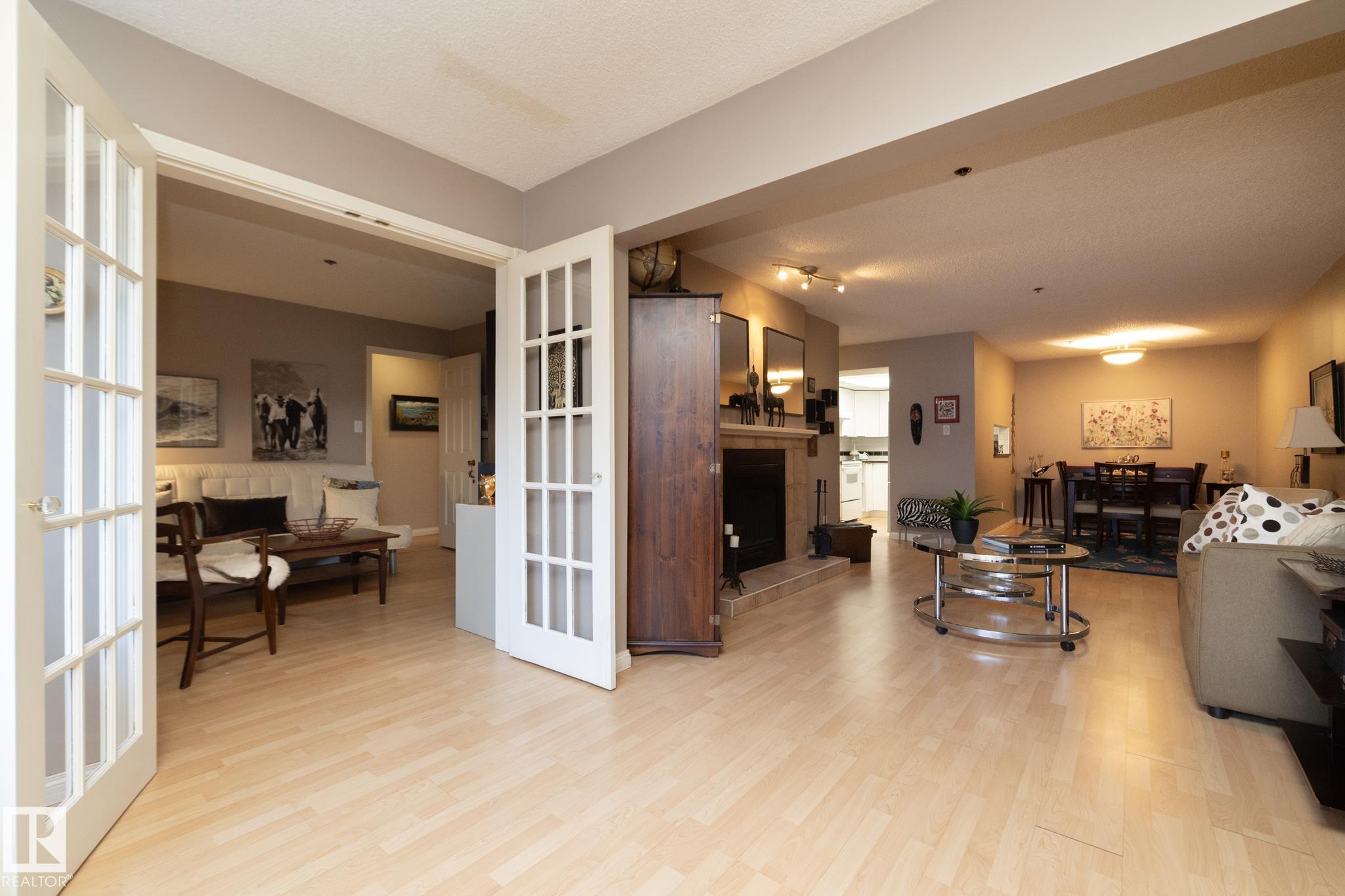 Photo 9 at 203 - 10171 119 Street NW, Wîhkwêntôwin, Edmonton