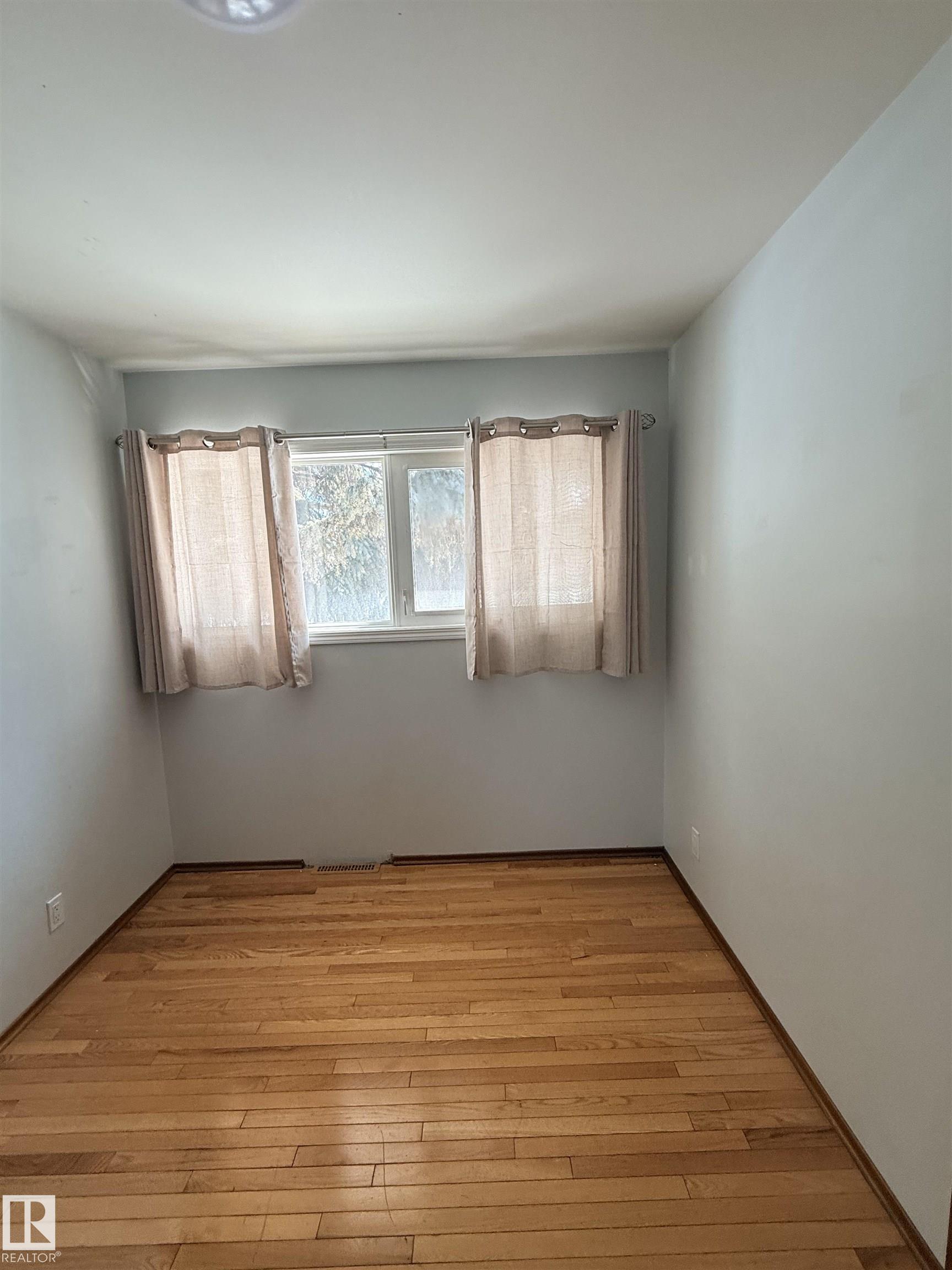 11934 89 Street NW, Alberta Avenue, Edmonton