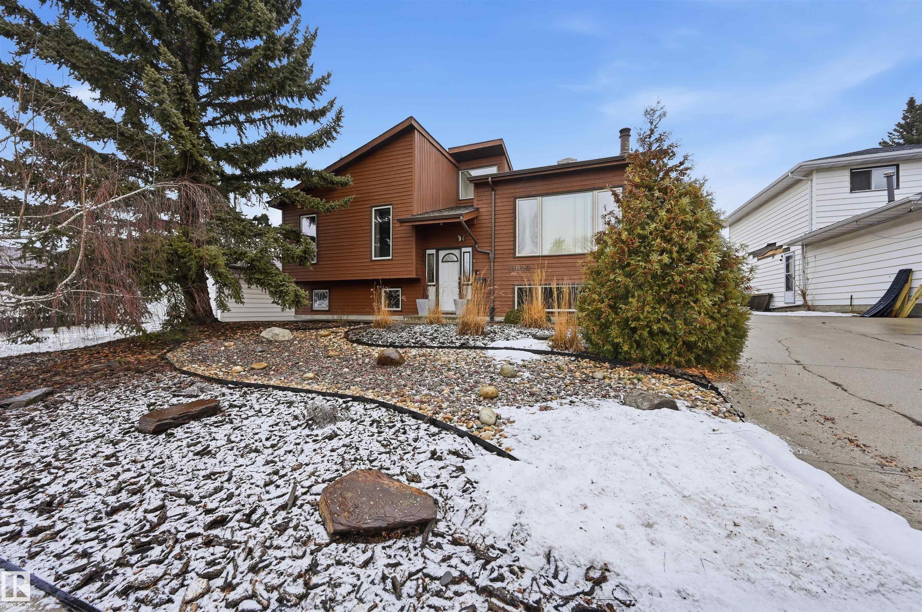 Picture for 18829 99A AV NW