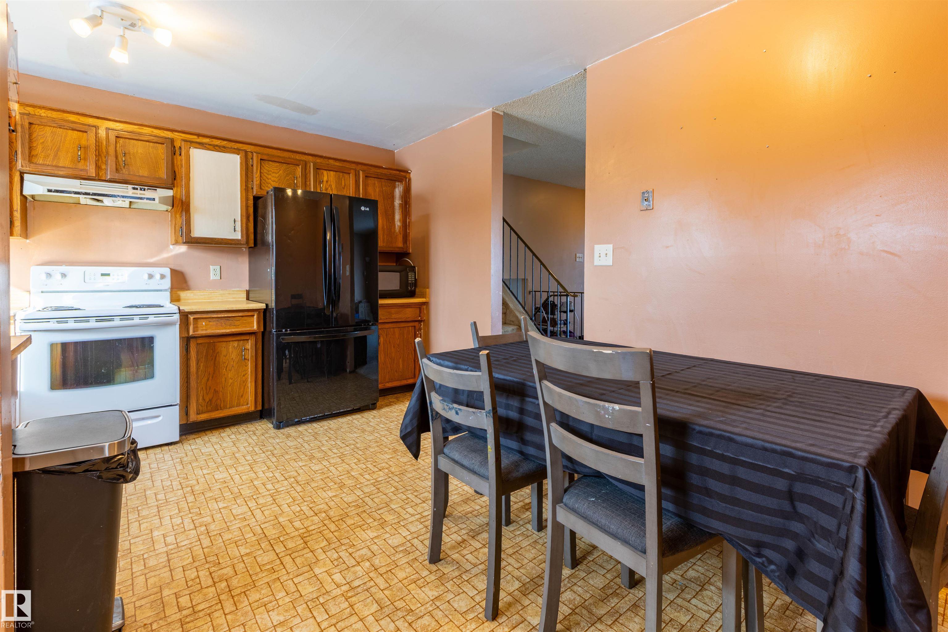 Photo 12 at 207 Grandin Drive, Morinville