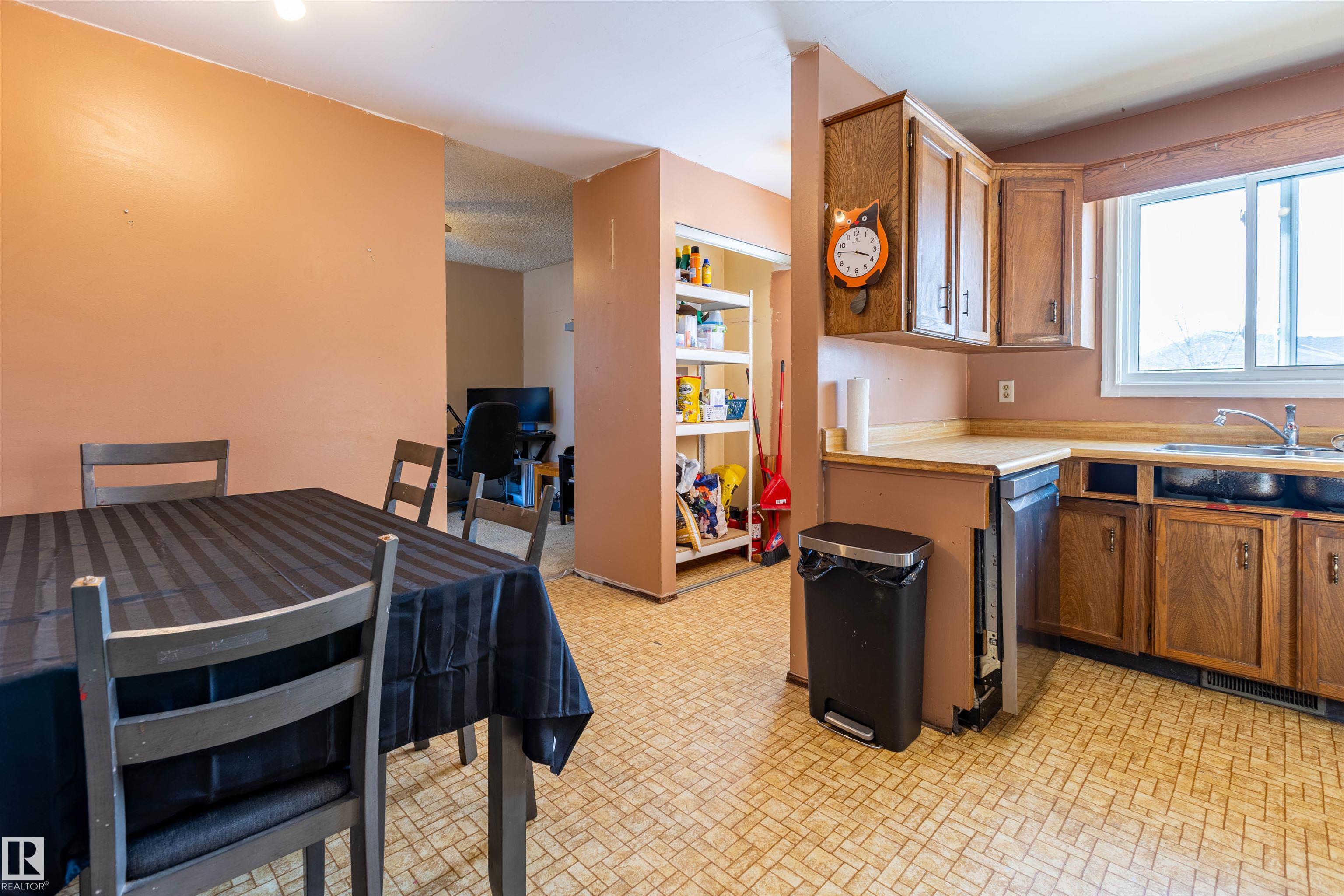 Photo 13 at 207 Grandin Drive, Morinville