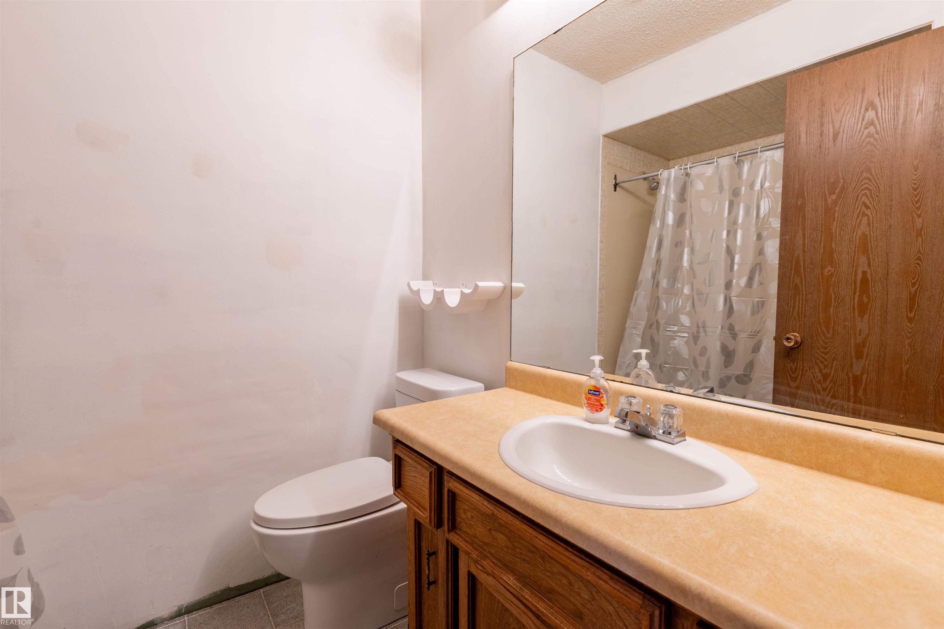 Photo 25 at 207 Grandin Drive, Morinville