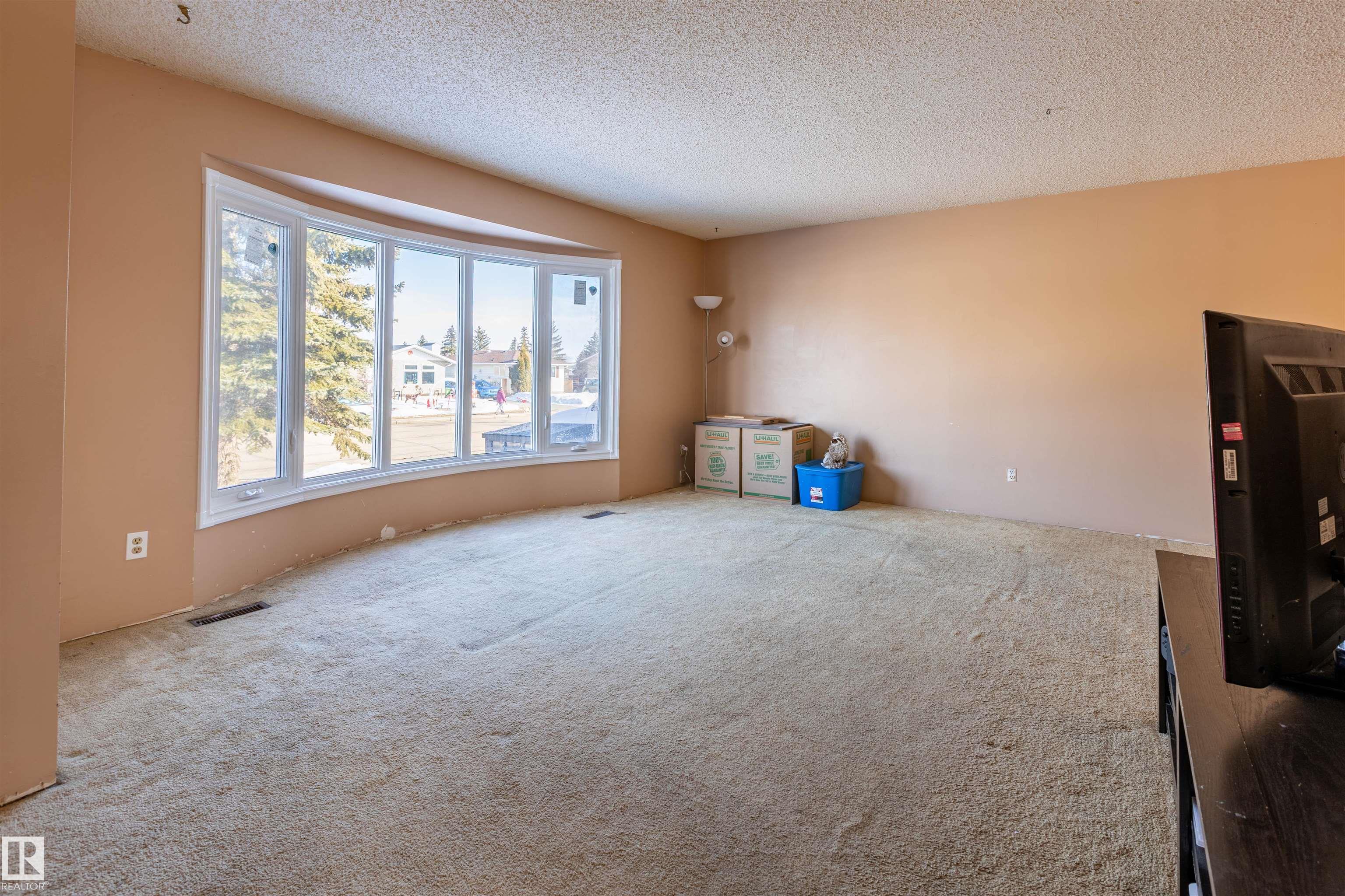 207 Grandin Drive, Morinville