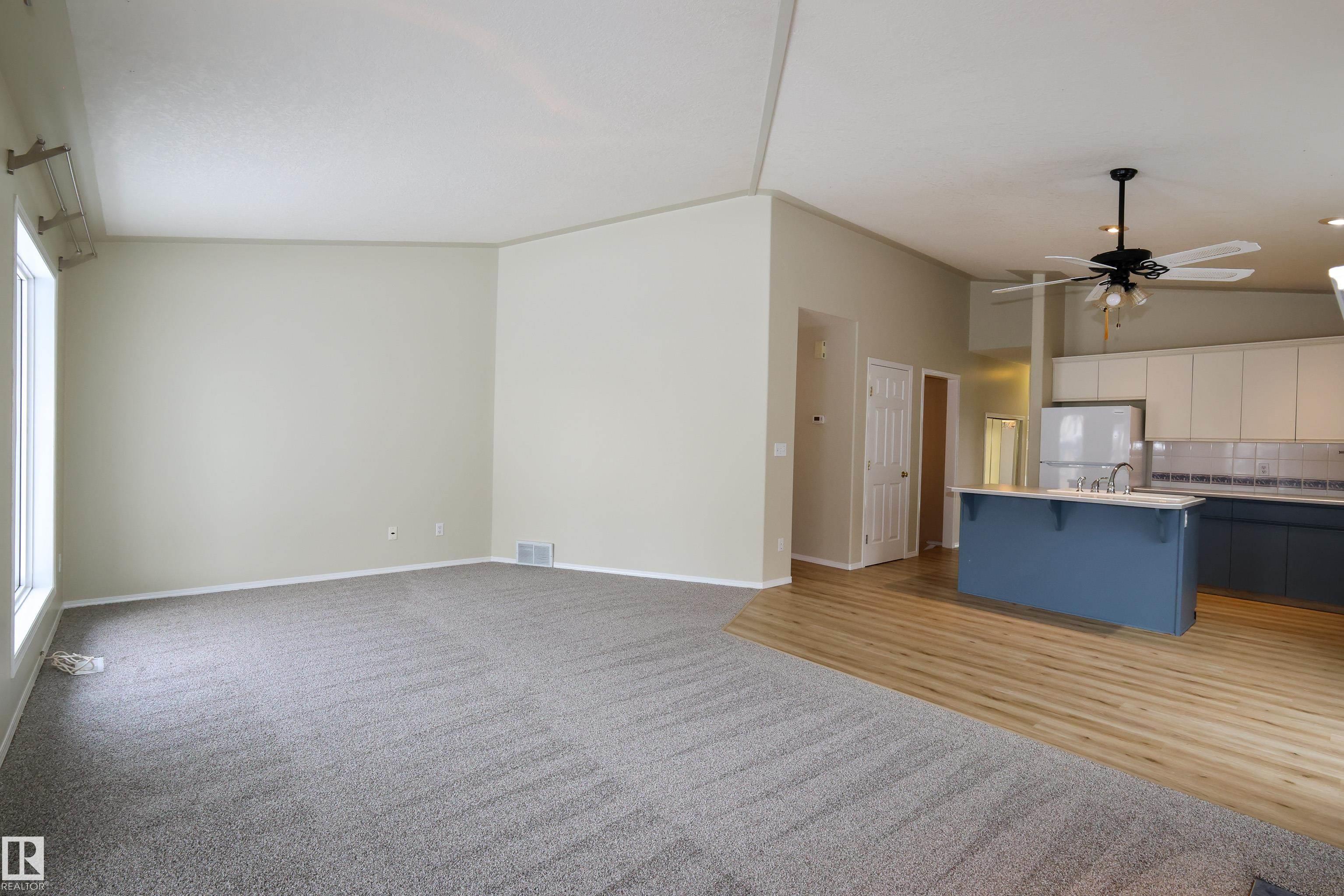 Photo 7 at 10016 106 Street, Morinville