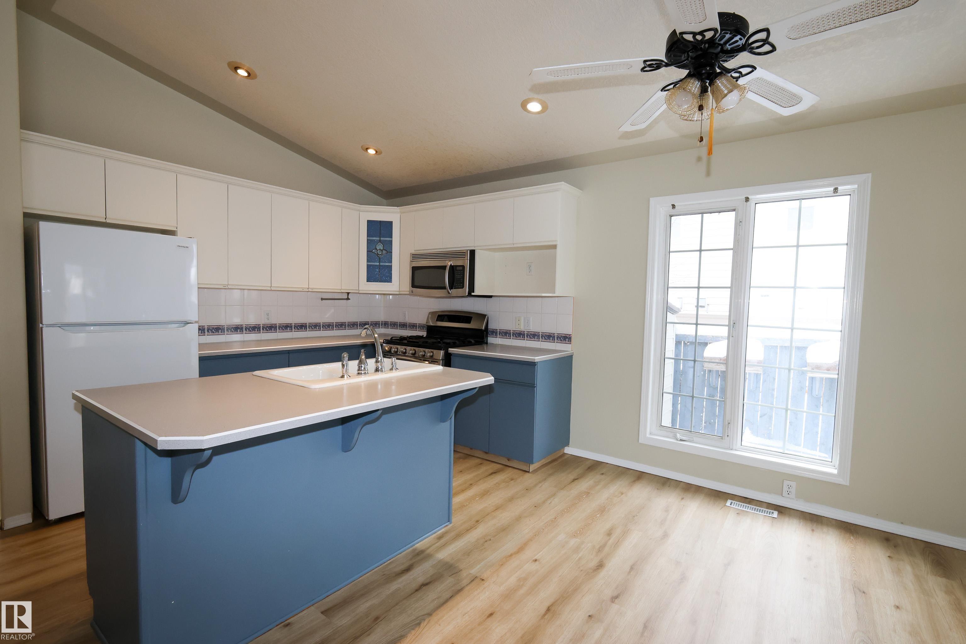 Photo 8 at 10016 106 Street, Morinville