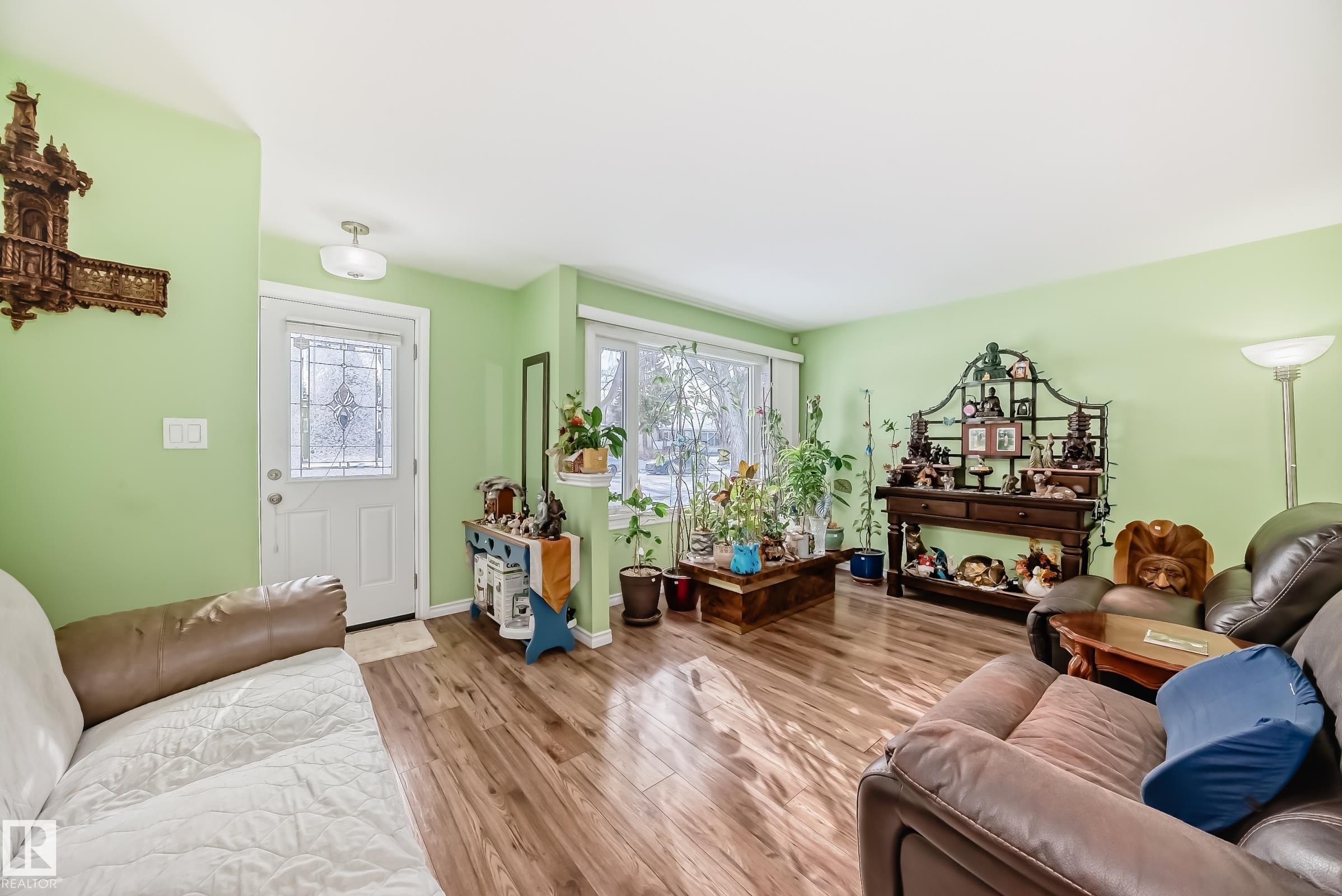 Picture for 3634 113 AV NW