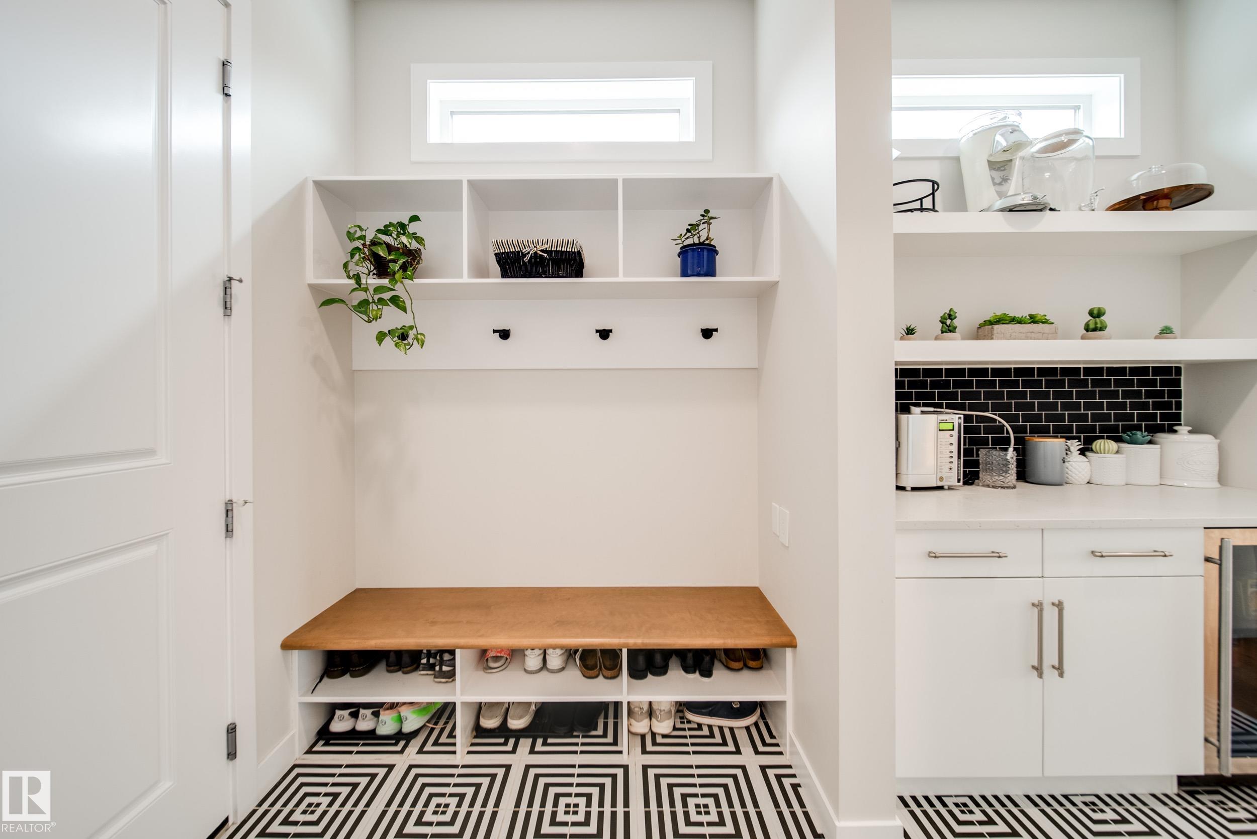 Photo 19 at 5512 109a Street NW, Pleasantview, Edmonton