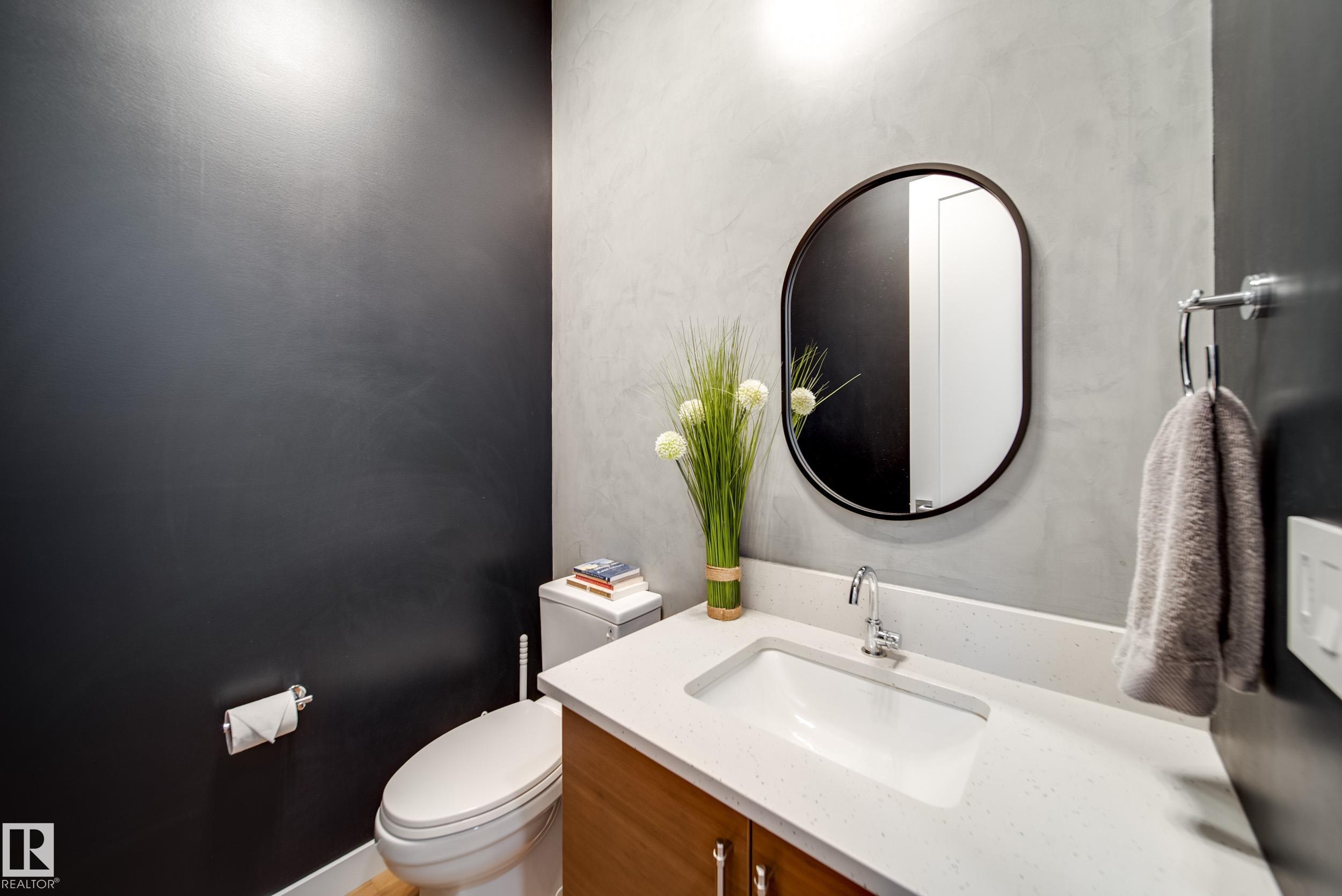 Photo 6 at 5512 109a Street NW, Pleasantview, Edmonton