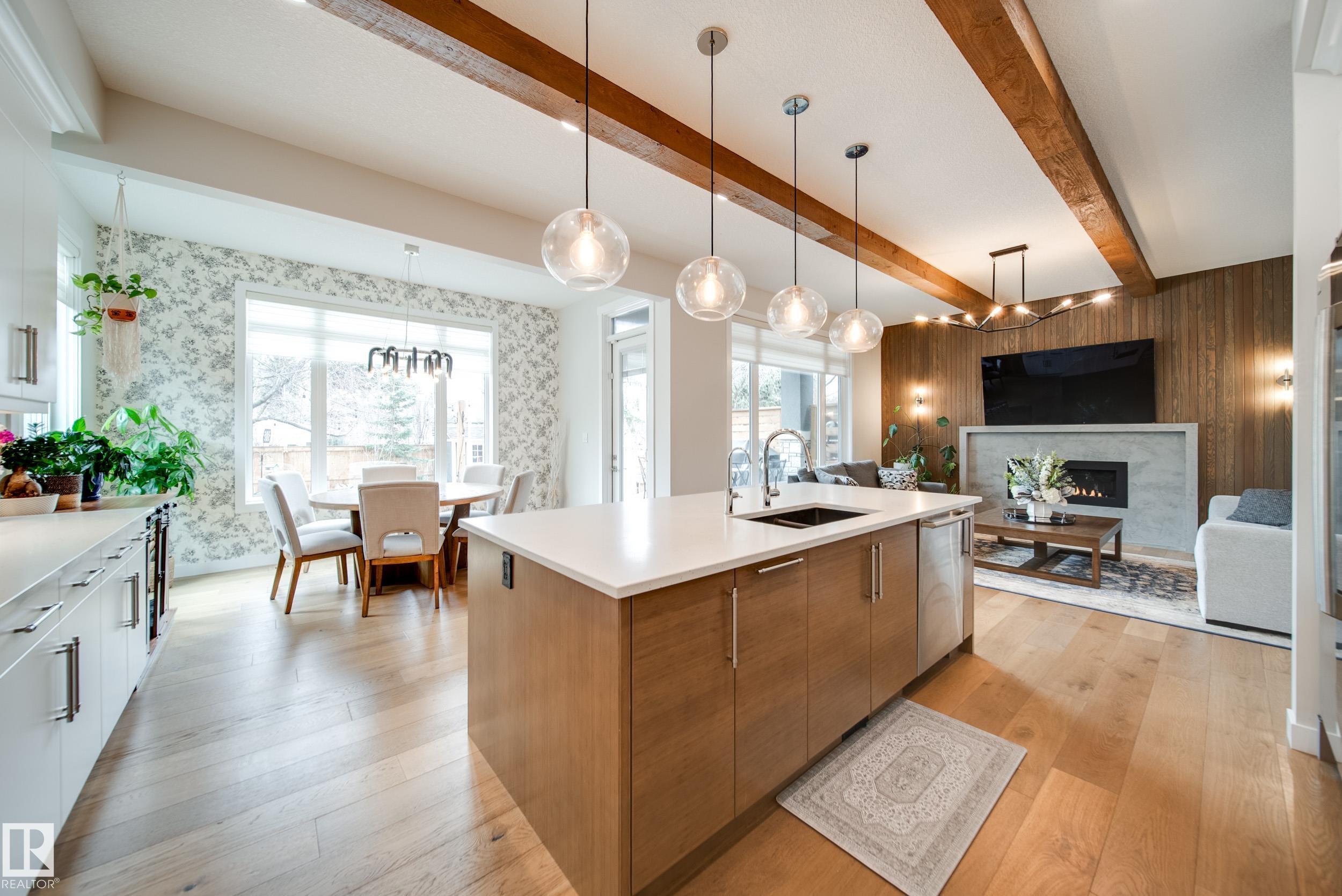 Photo 8 at 5512 109a Street NW, Pleasantview, Edmonton